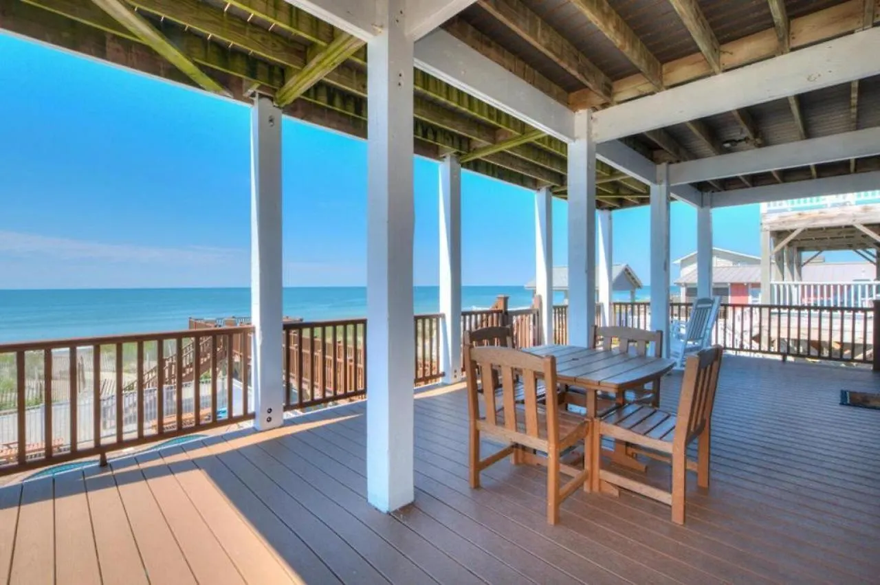 Adventures In Paradise Holiday home Oak Island