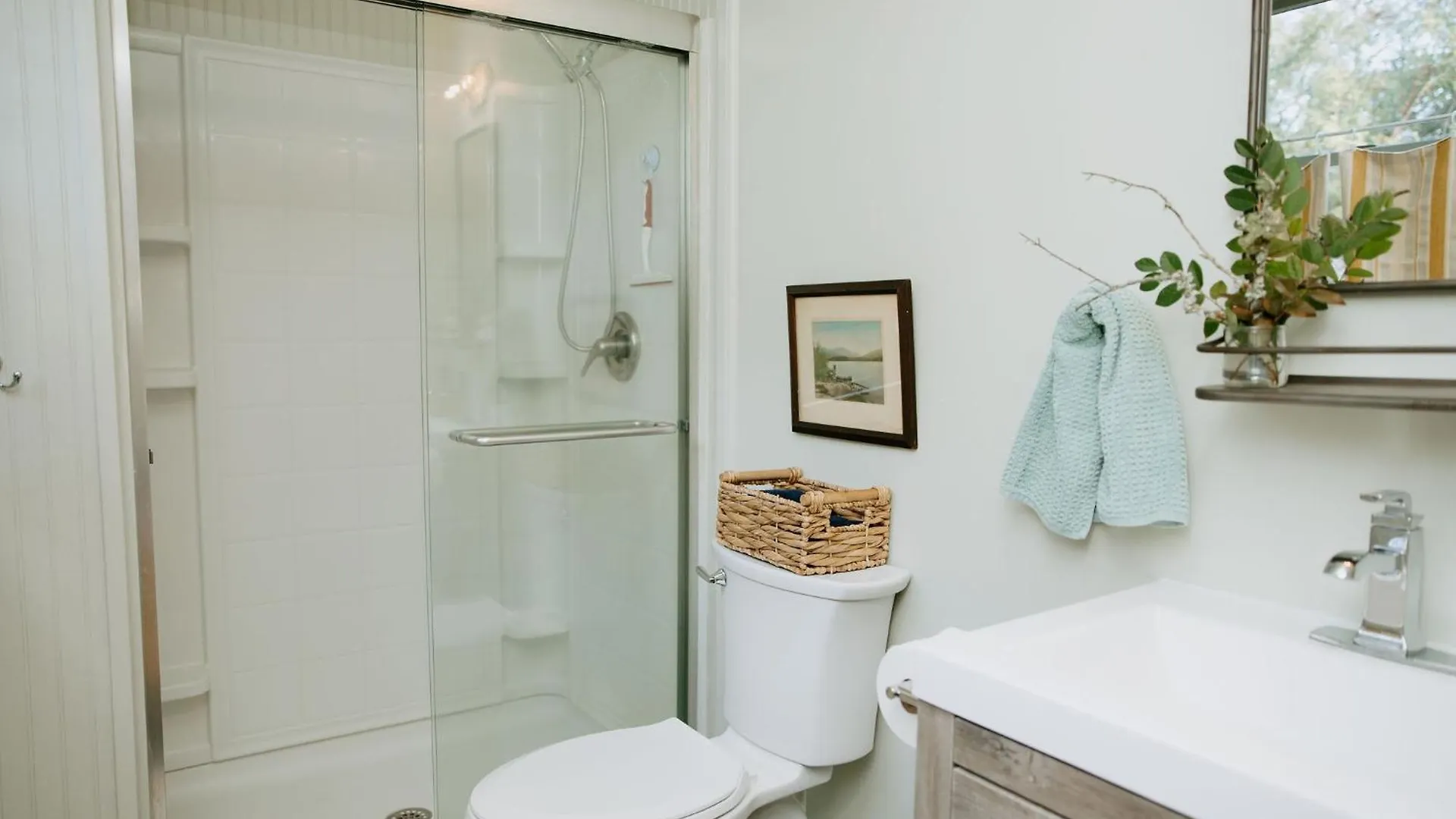By The Sea: Pagnotto Shellback House