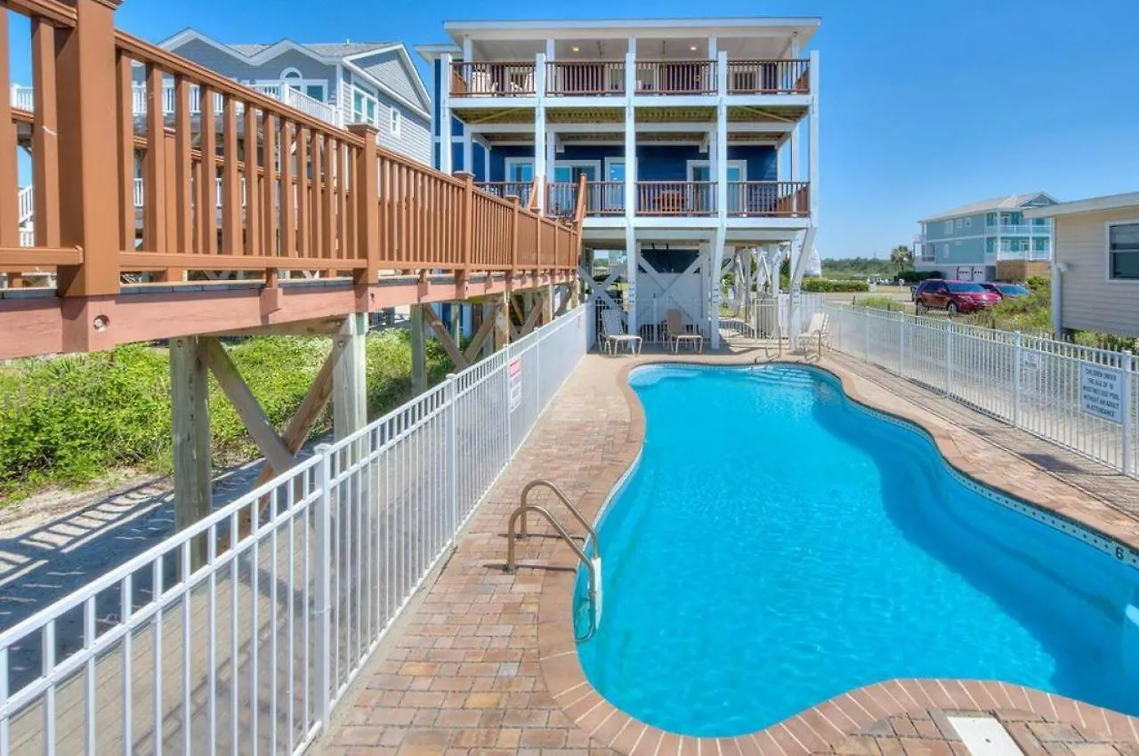 Adventures In Paradise Holiday home *