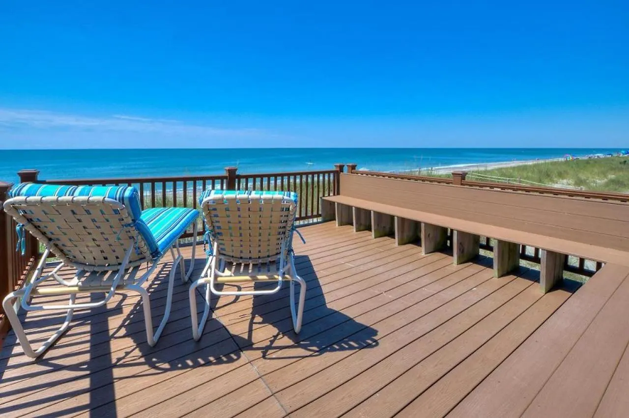 Adventures In Paradise Holiday home Oak Island