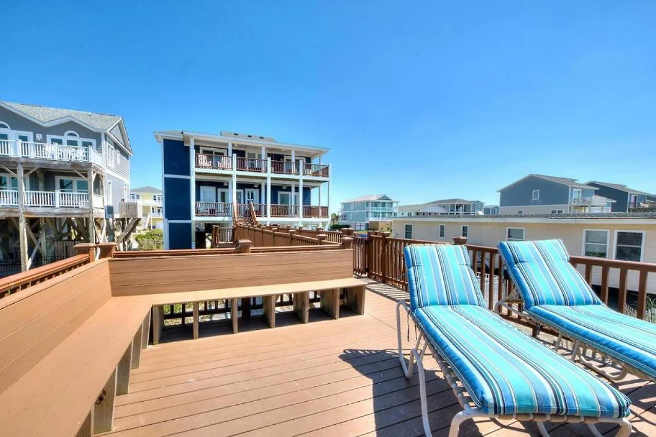Adventures In Paradise Holiday home Oak Island
