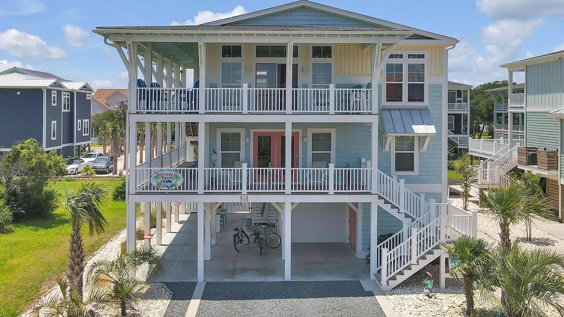 Holiday home Stairway To Haven By *