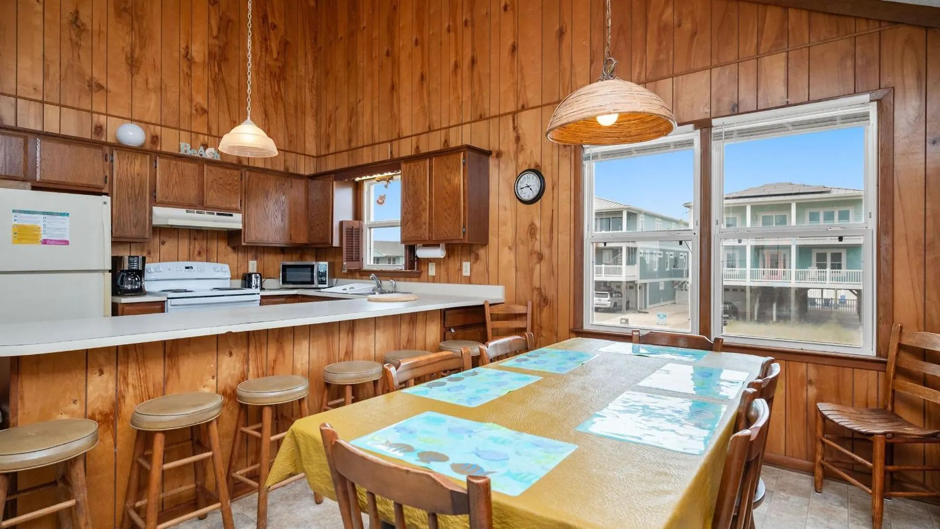 Ocean Breezes - Holiday home