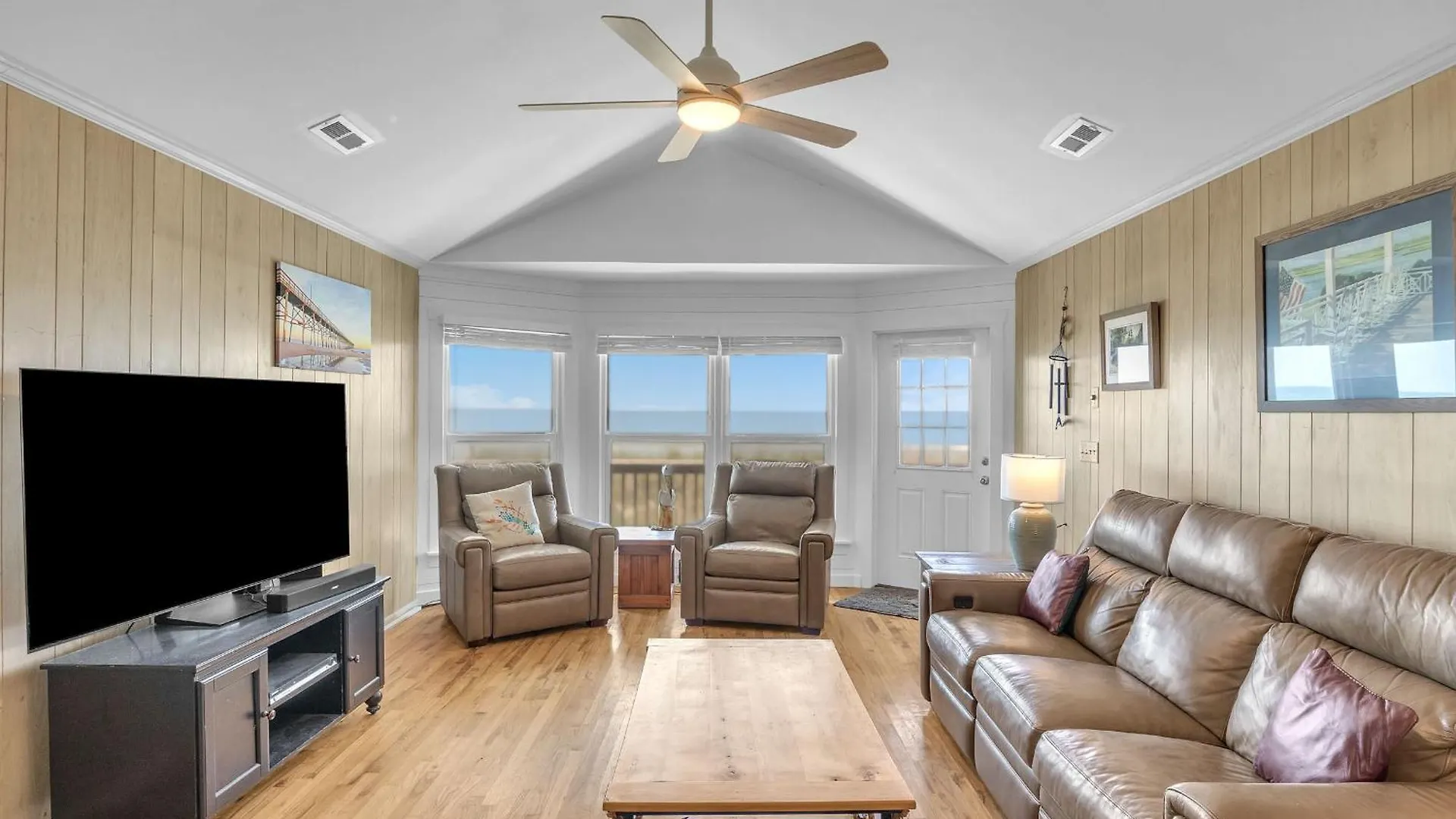 Breeze By Oak Island