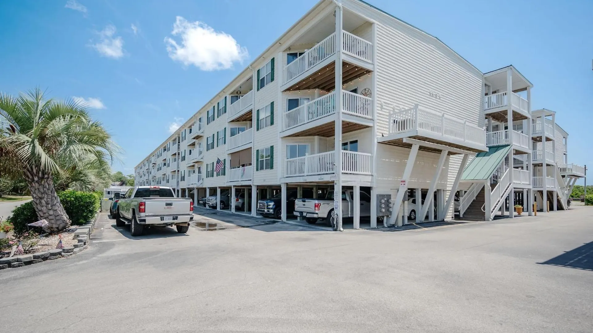 Ocean Walk 4101