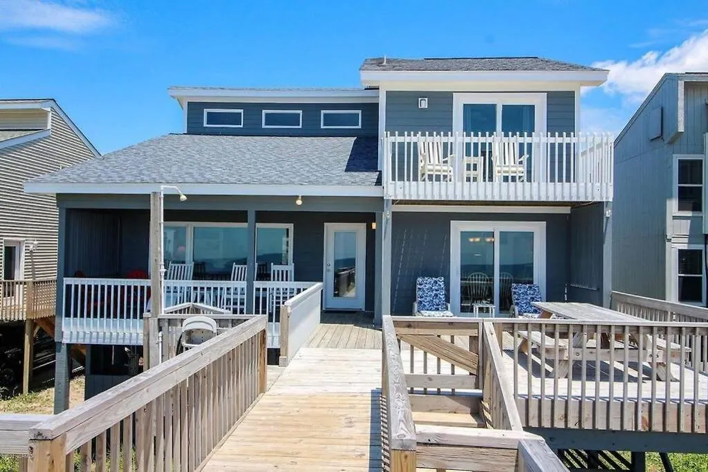 Tropic Like Its Hot Oceanfront House Holiday home Oak Island
