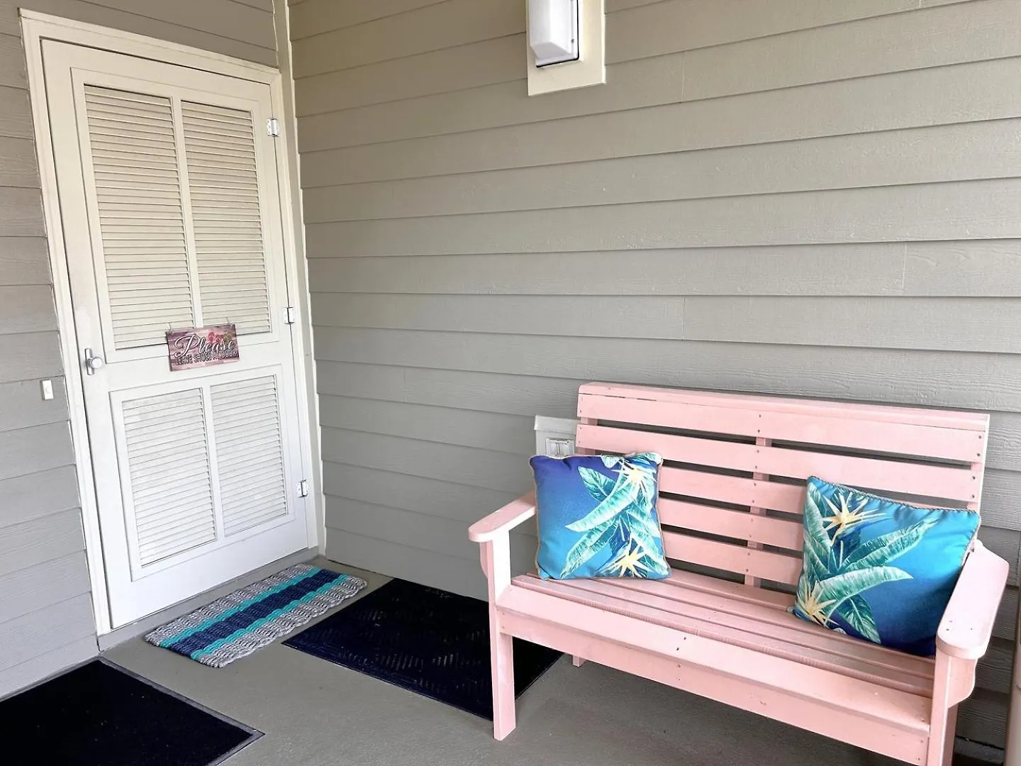 1210 * Oak Island