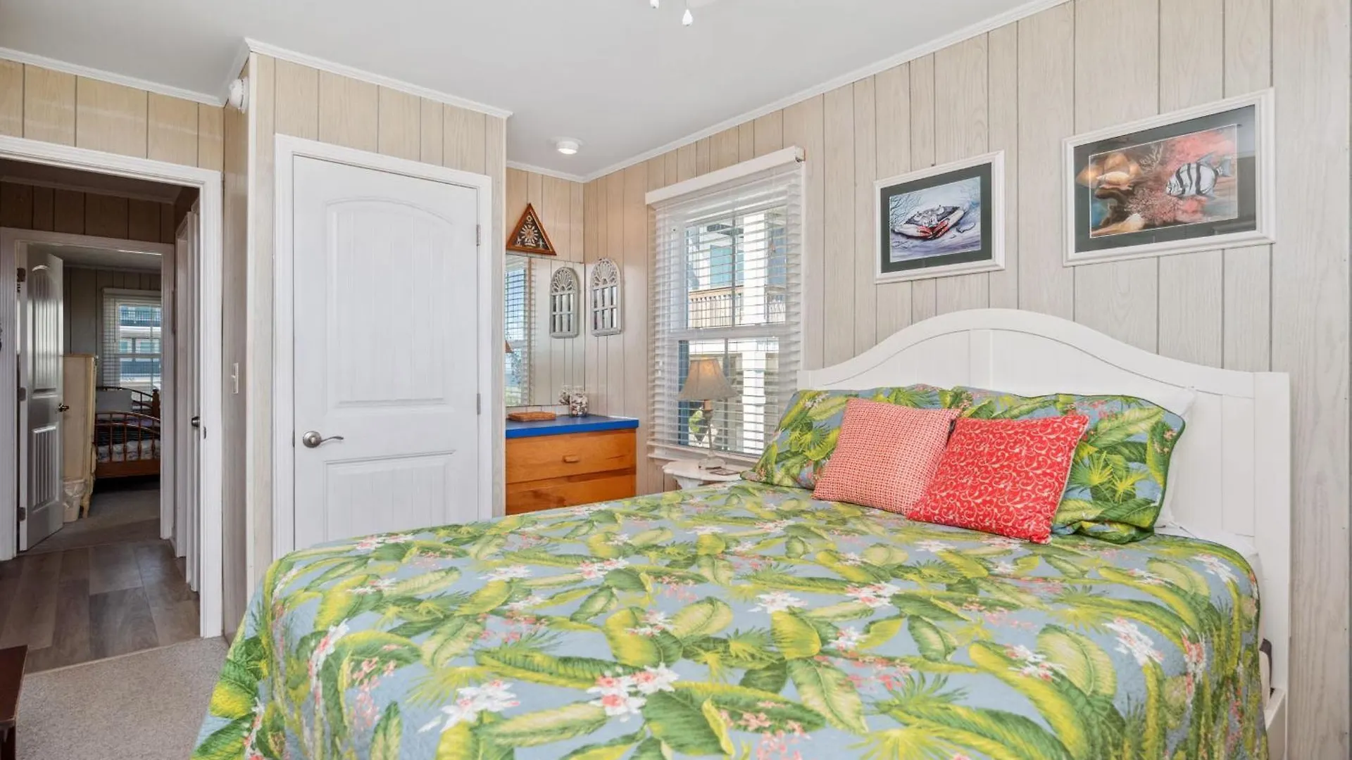 Surfsong By Holiday home *
