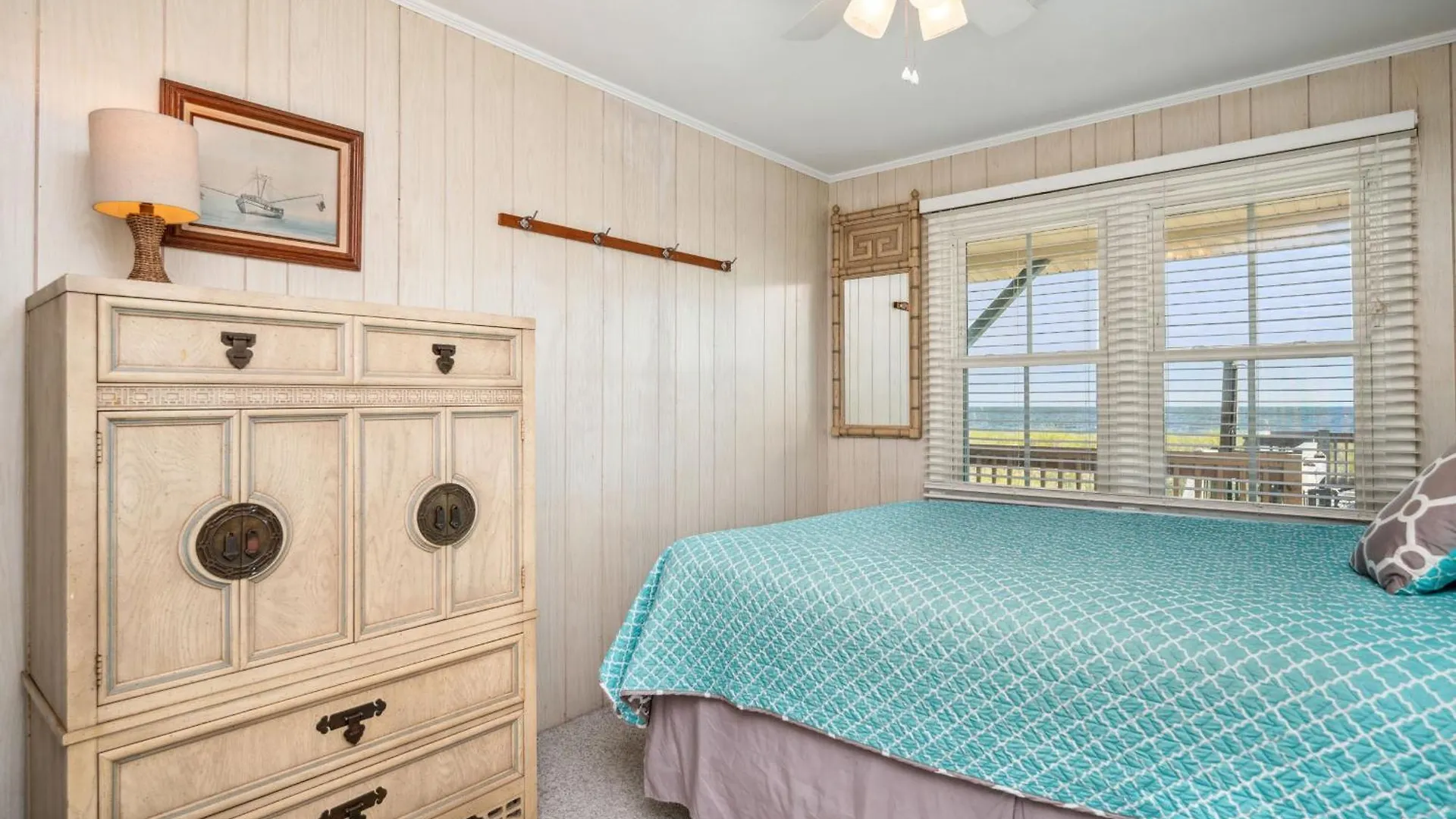 Surfsong By Holiday home Oak Island