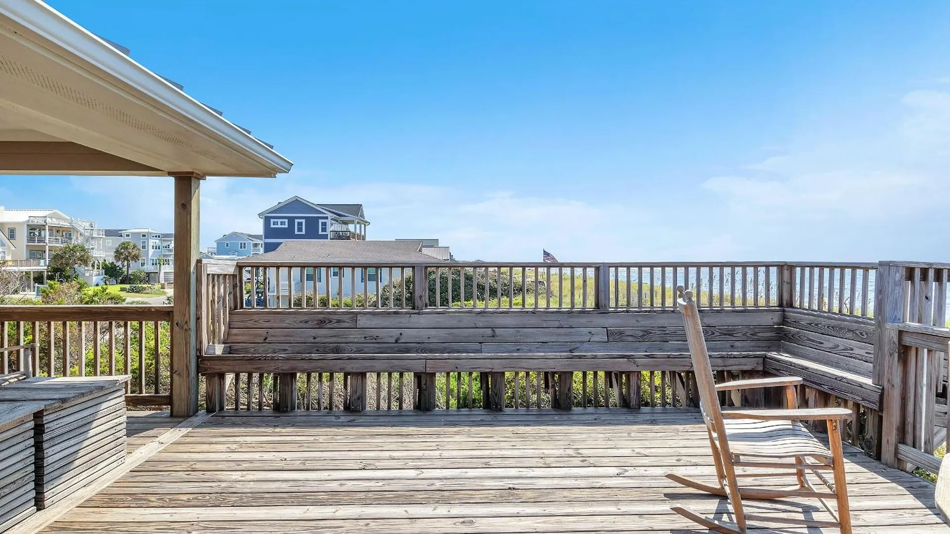 Spinnaker By Holiday home Oak Island
