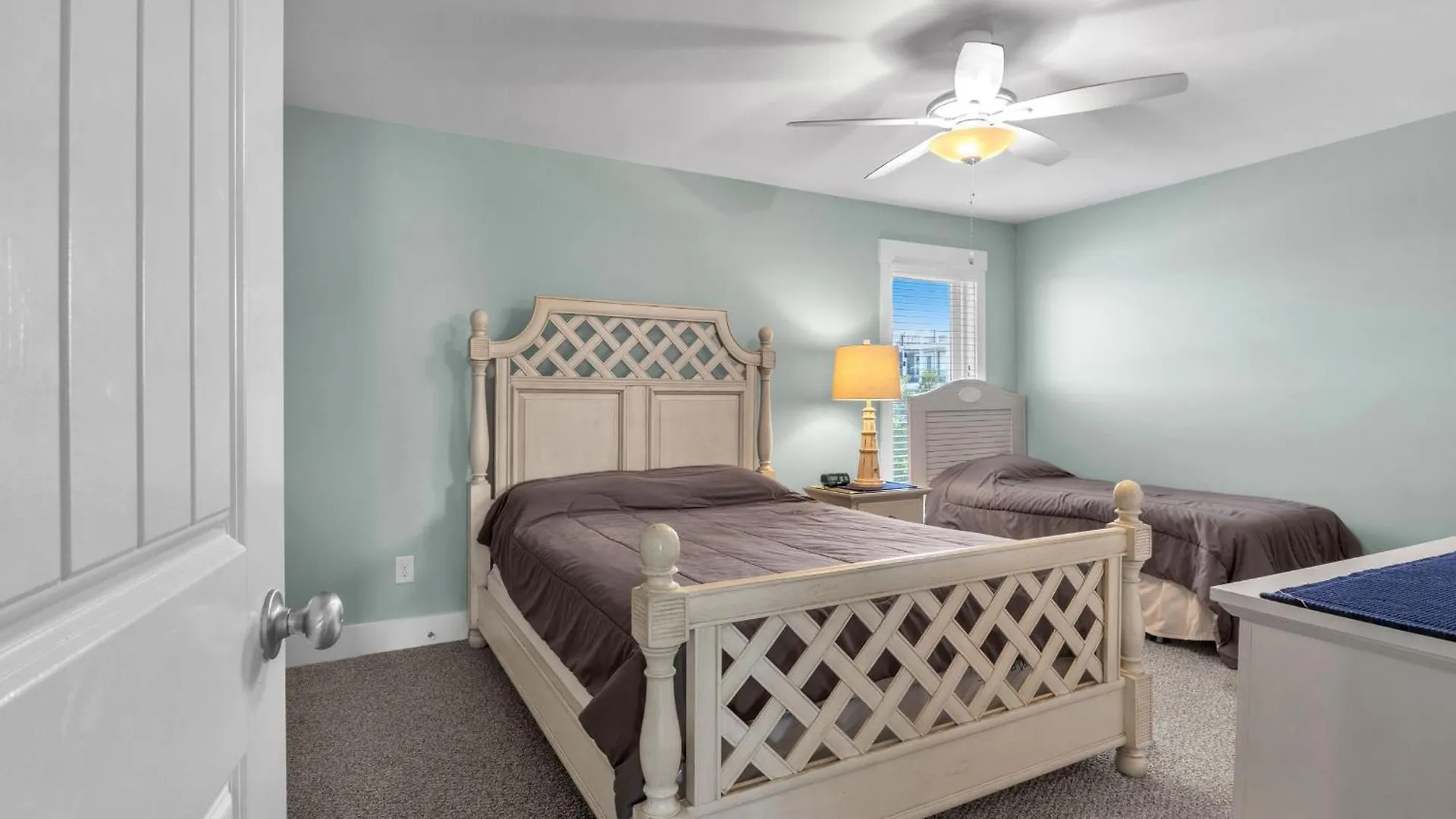 Spinnaker By Holiday home