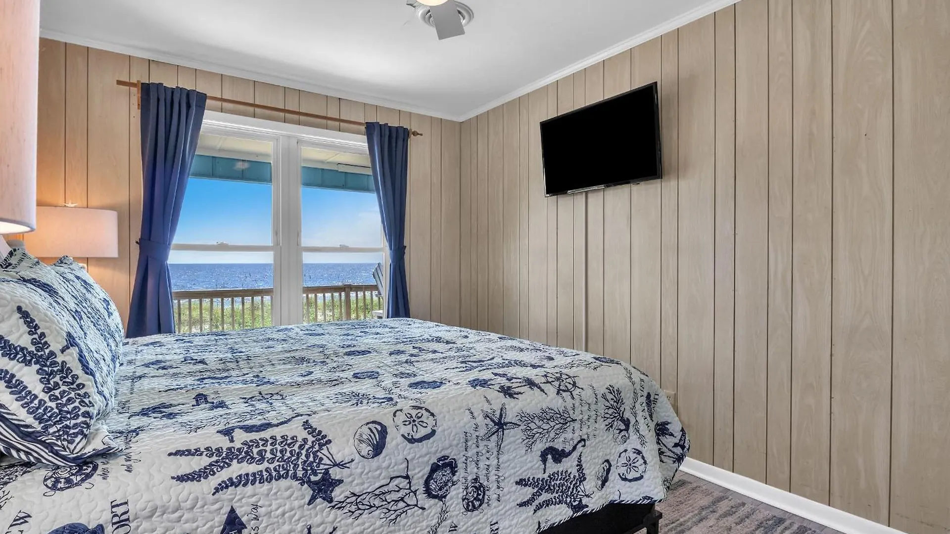 Afternoon Delight By * Oak Island