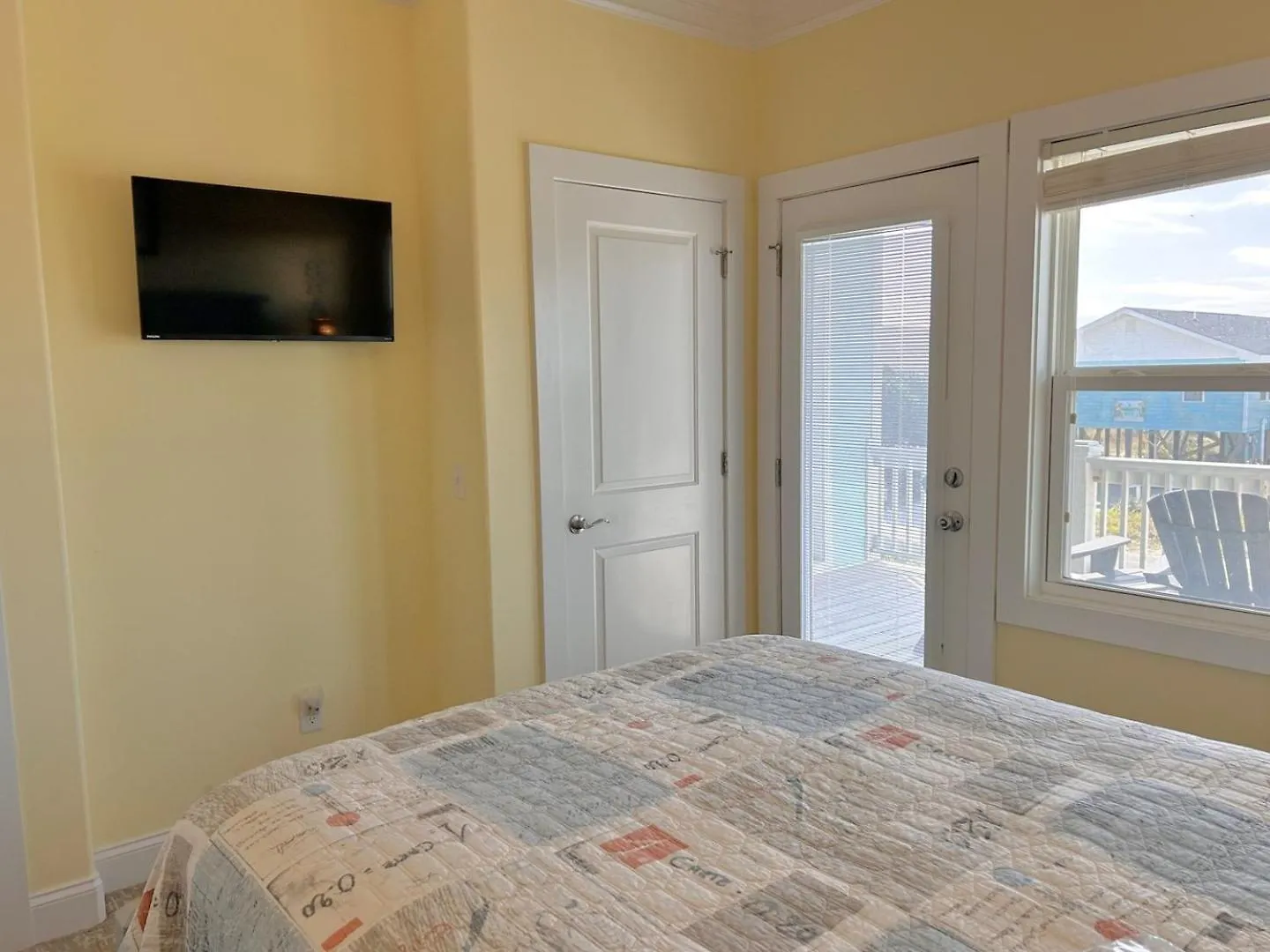 Holiday home 1 Coastal Escape Oak Island