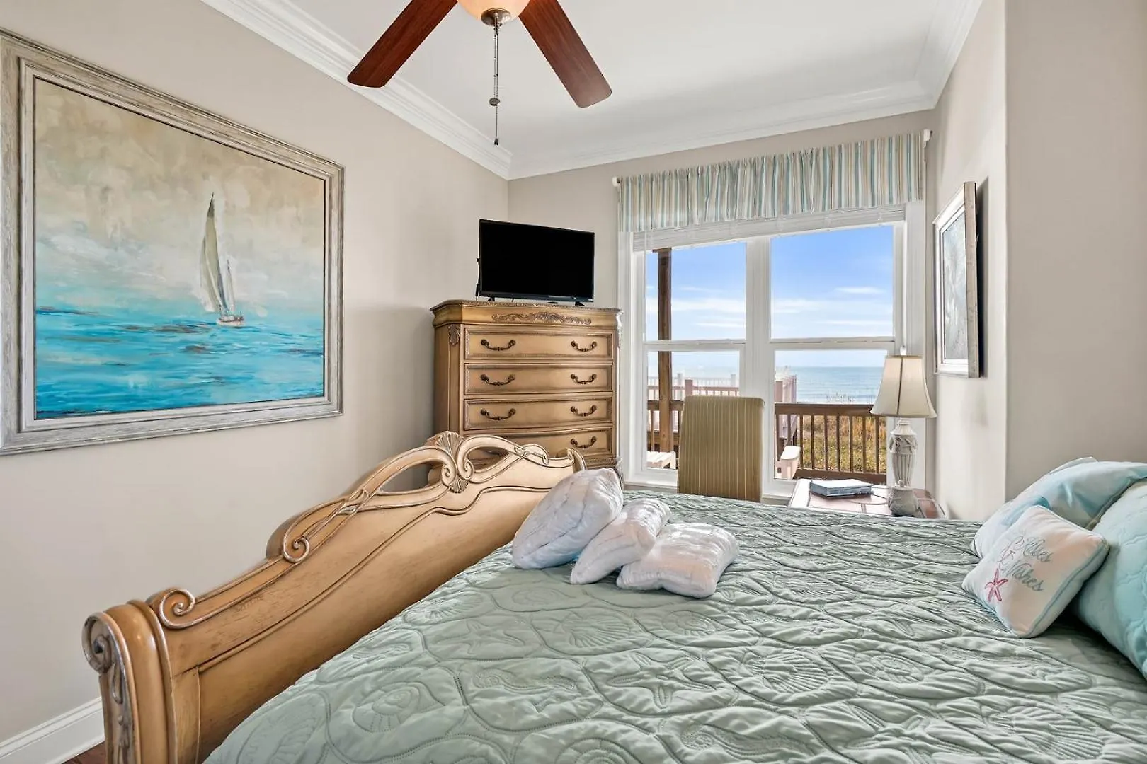 Serenity Sands Retreat Holiday home Oak Island