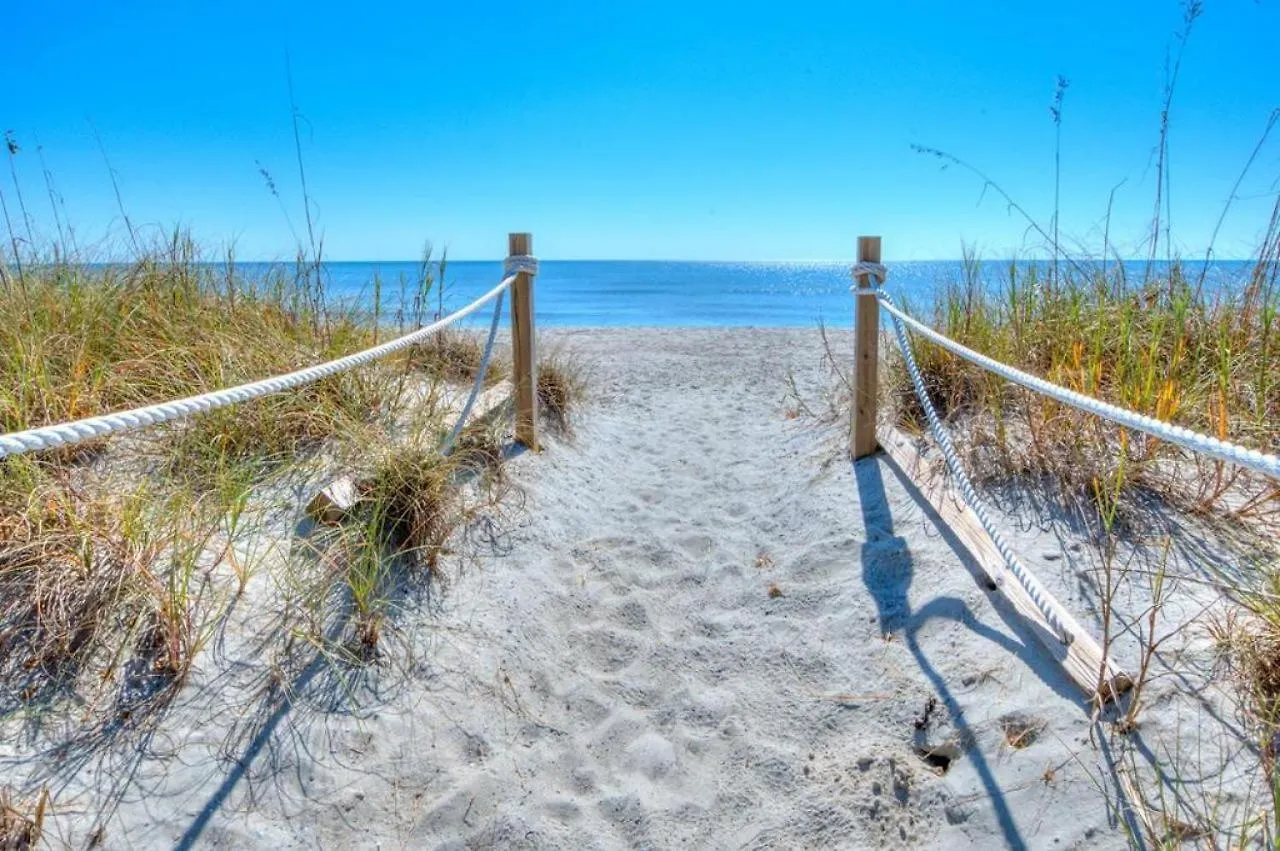 The Bessie-b * Oak Island