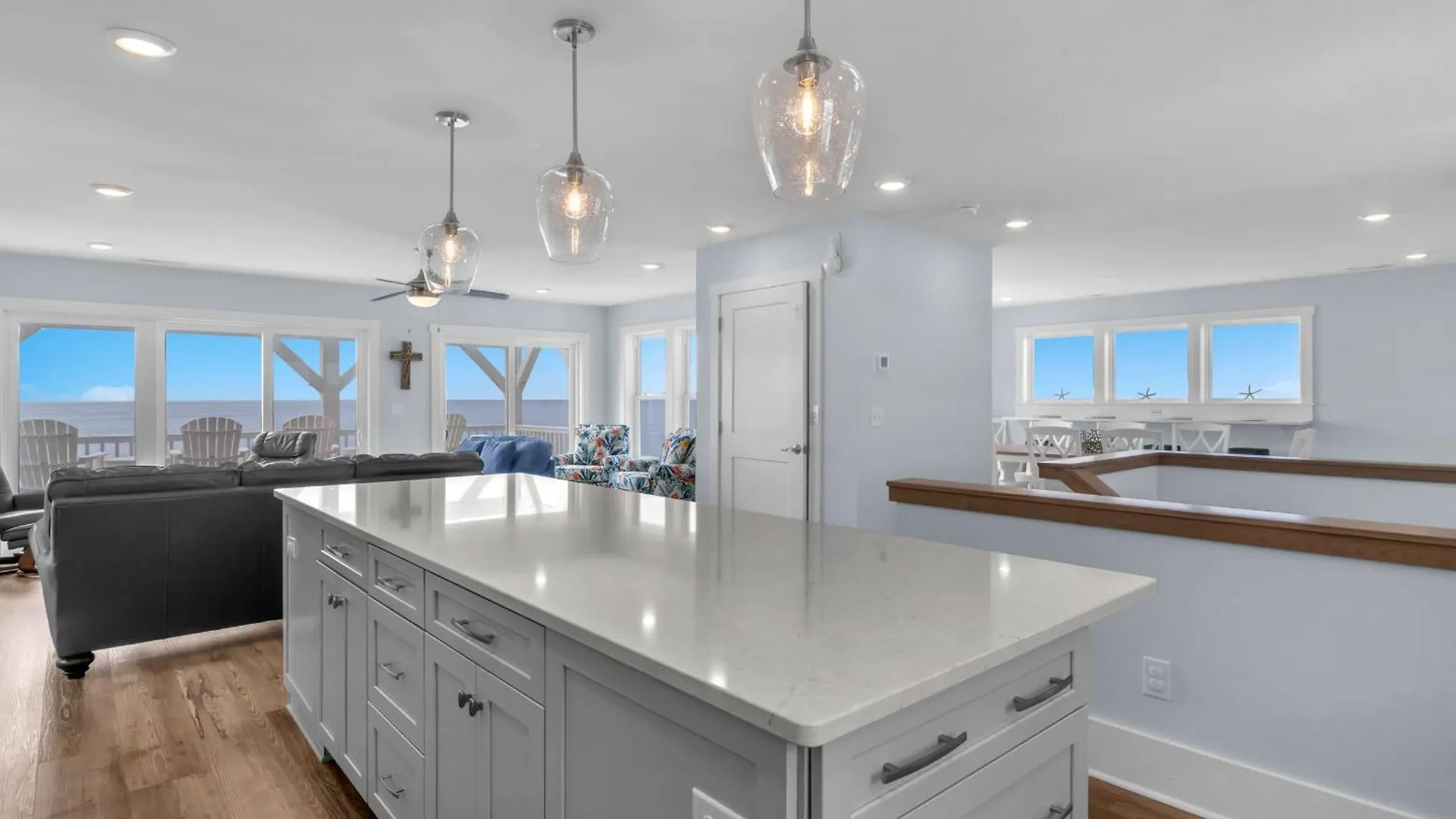 Holiday home Waves Of Joy Oak Island