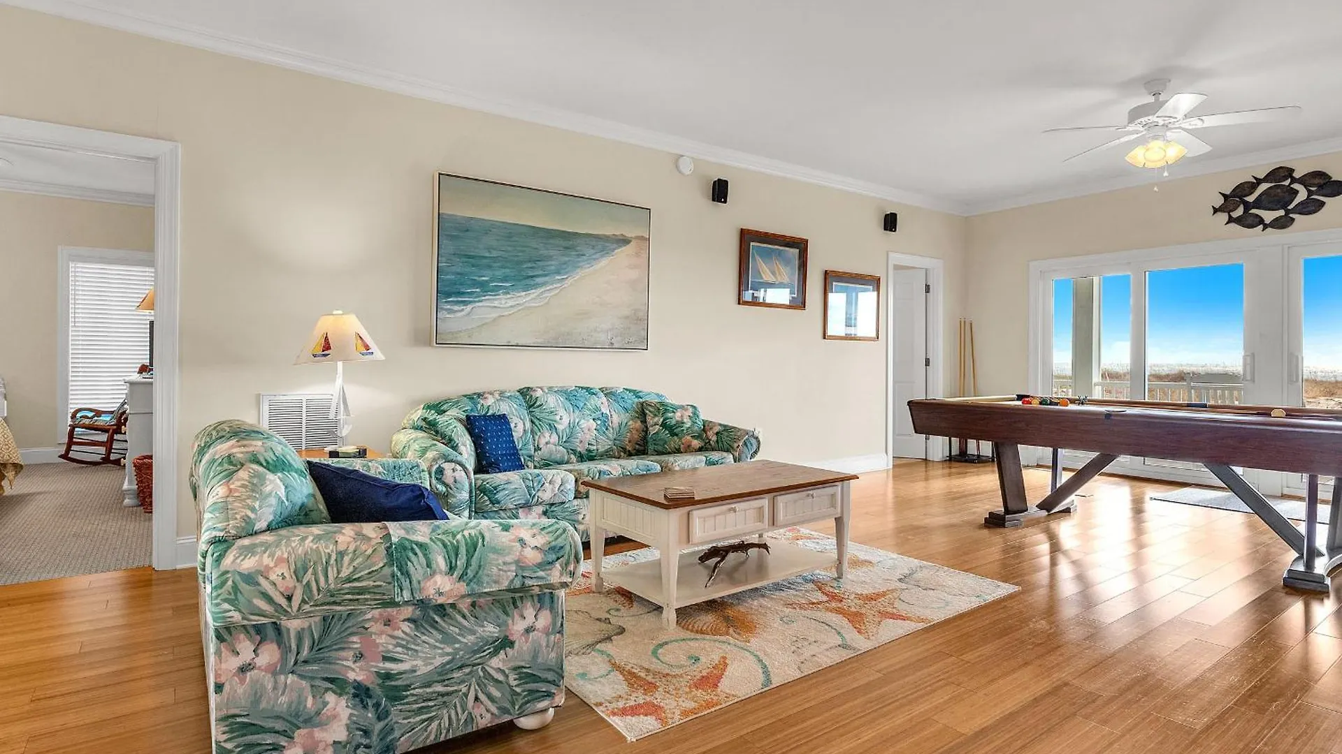 One Day Caswell Holiday home