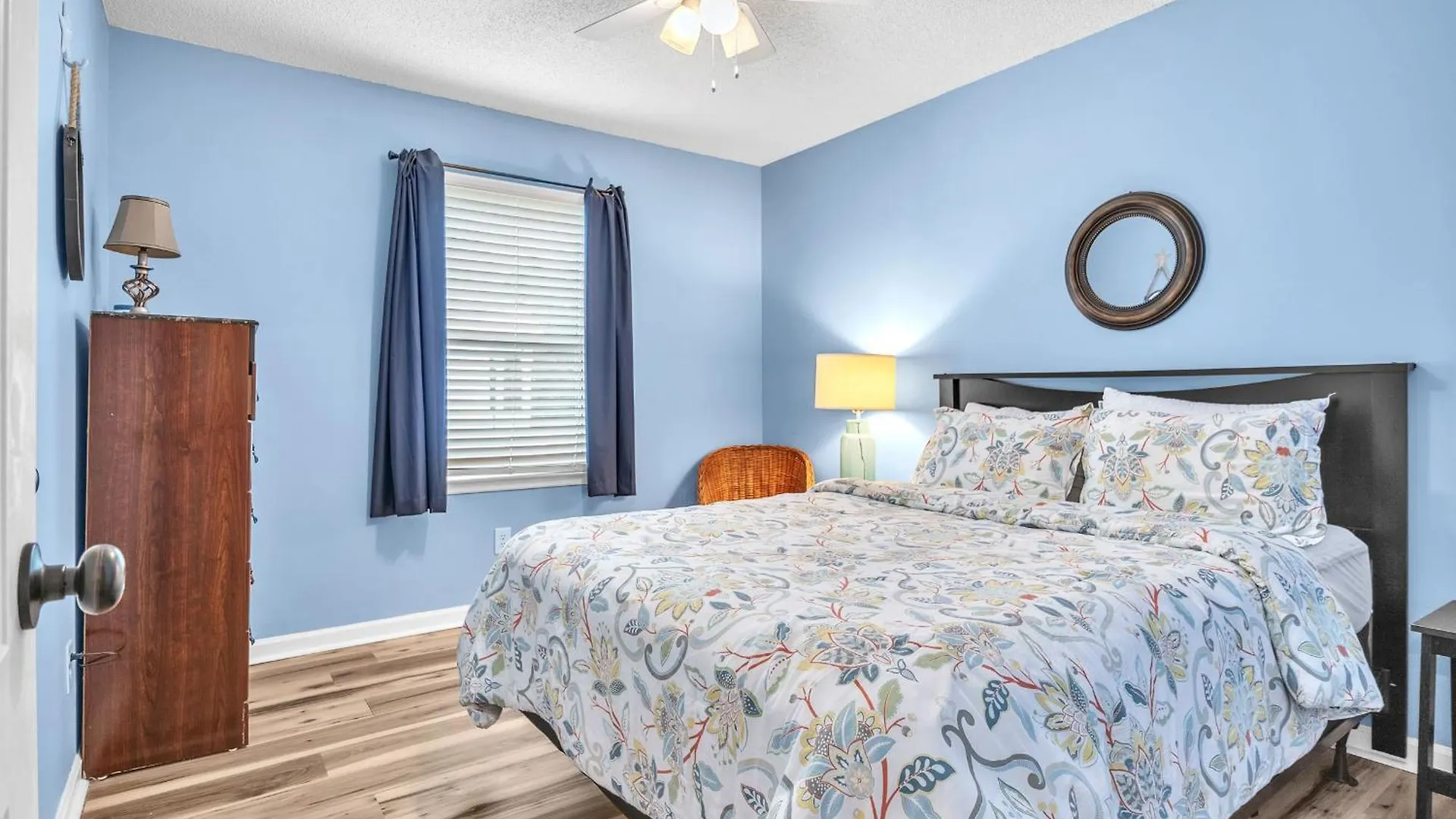 Blue Fish Shack By Holiday home
