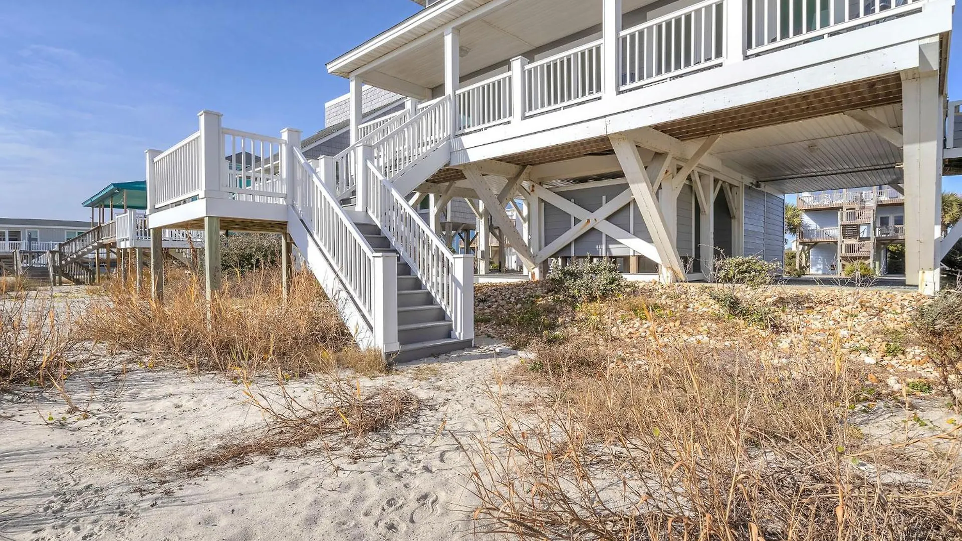 Holiday home Dunes By