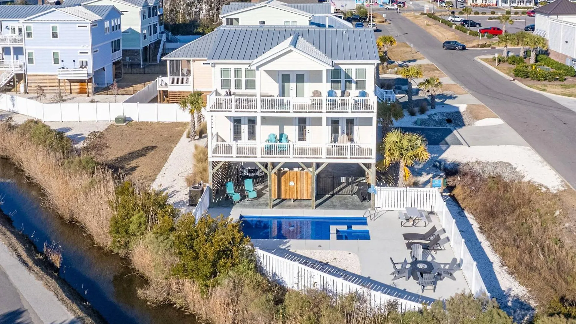 R&r By The Sea Holiday home
