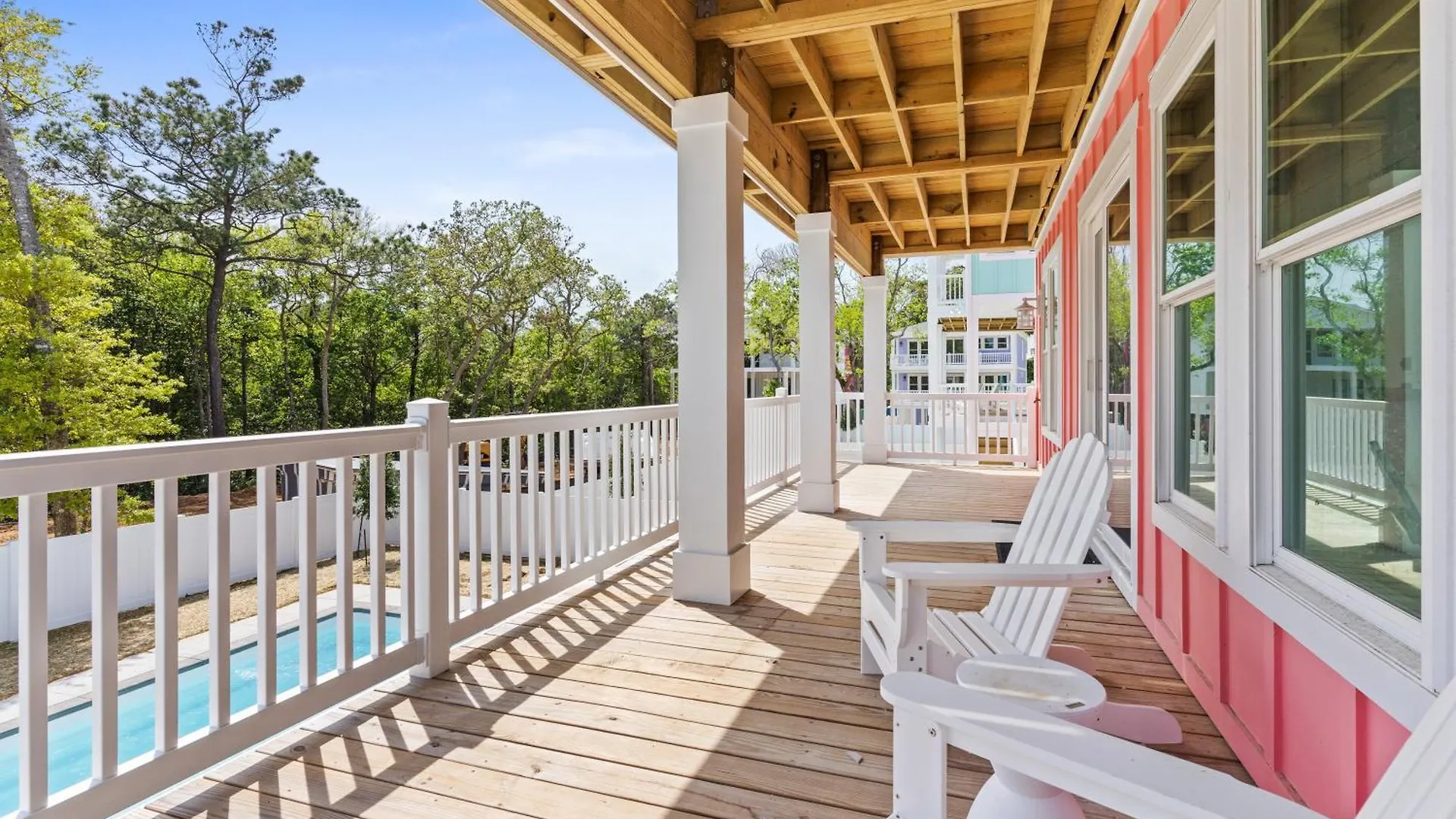 New Guava Pineapple, 5 Beds 5 Baths, Oak Island, Private Heated Pool, Custom Home, Professionally Decorated Holiday home Oak Island