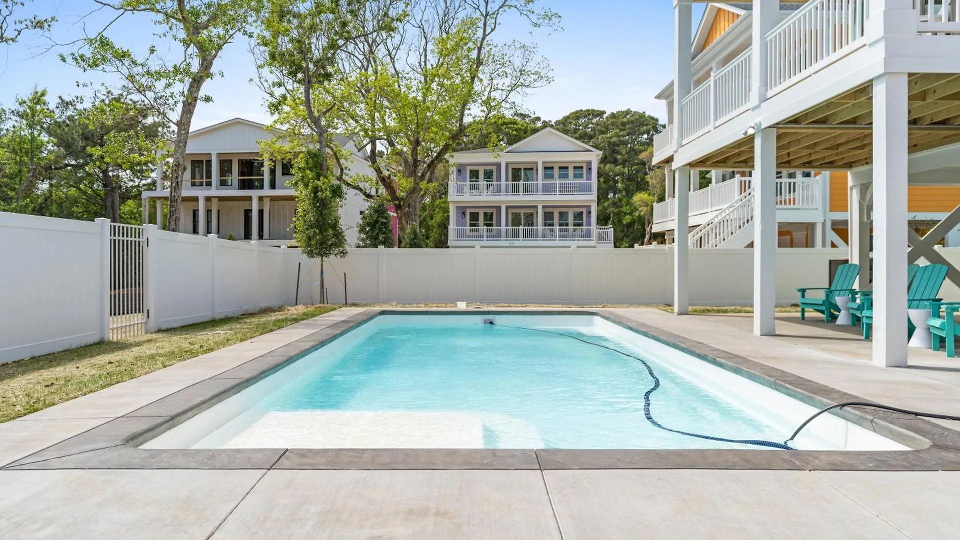 Coconut Palm, 6 Beds 6 Baths, Private Heated Pool, Custom Home, Walk To Beach, Nc Holiday home Oak Island