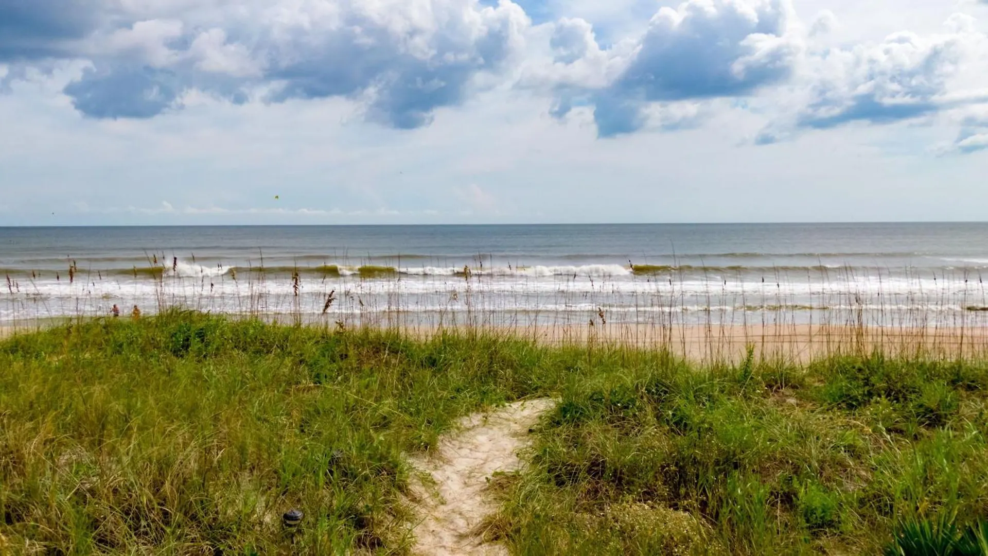 Pomegranate 8 Bedroom, 6 Full And 2 Half Bathroom Custom-built With A Private Heated Pool! Oak Island