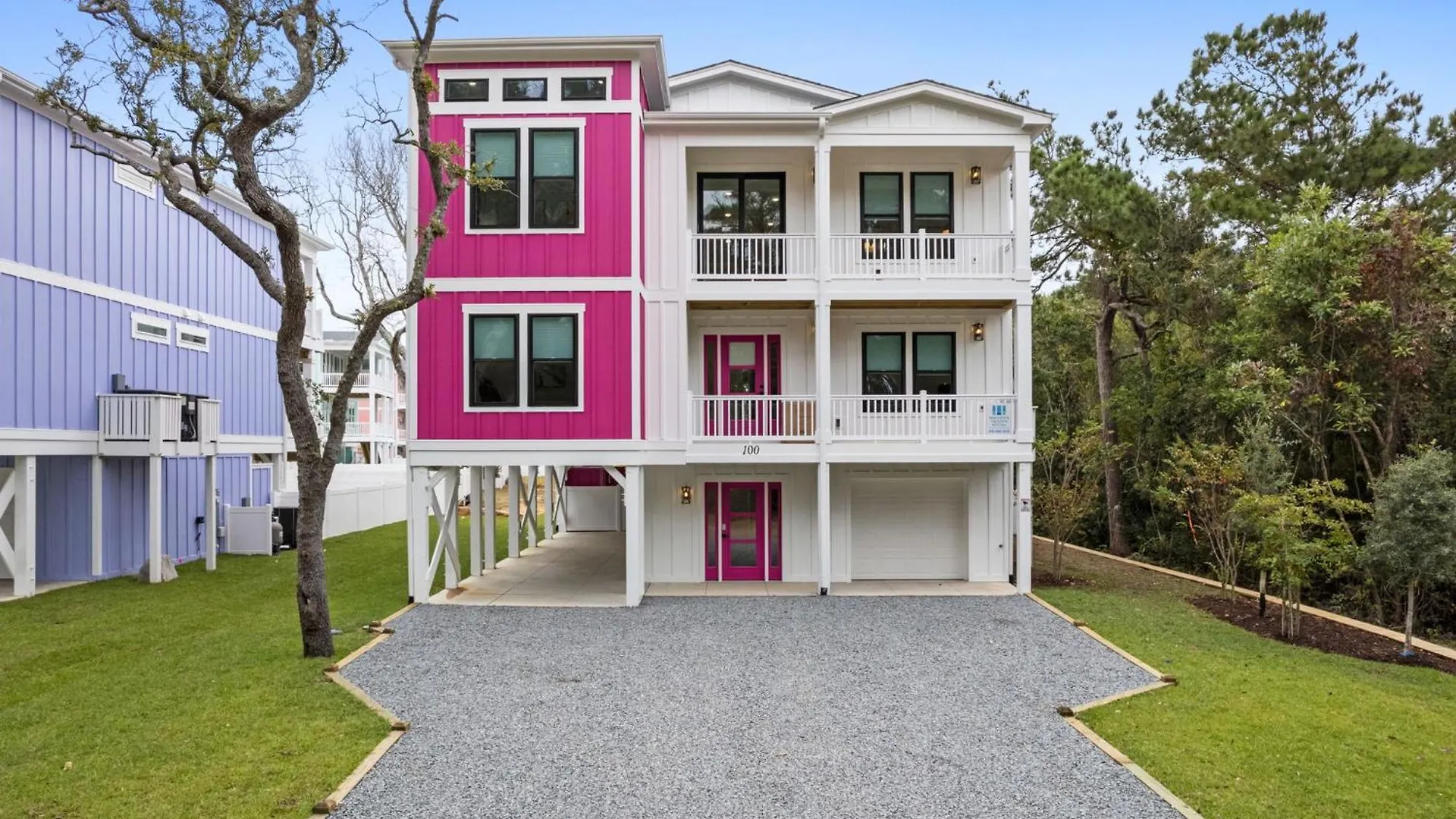Pomegranate 8 Bedroom, 6 Full And 2 Half Bathroom Custom-built With A Private Heated Pool! Holiday home