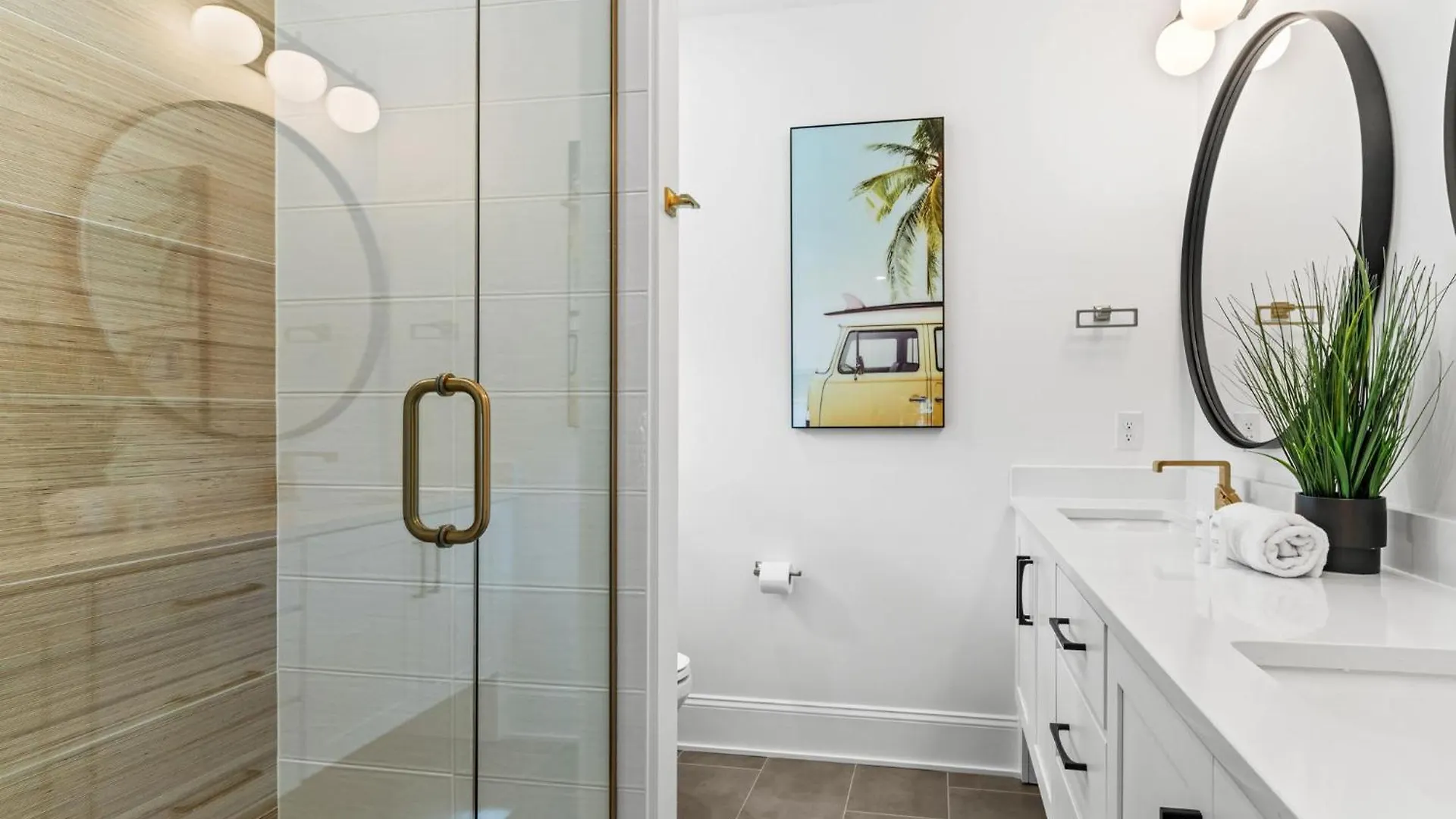Holiday home Pomegranate 8 Bedroom, 6 Full And 2 Half Bathroom Custom-built With A Private Heated Pool! *