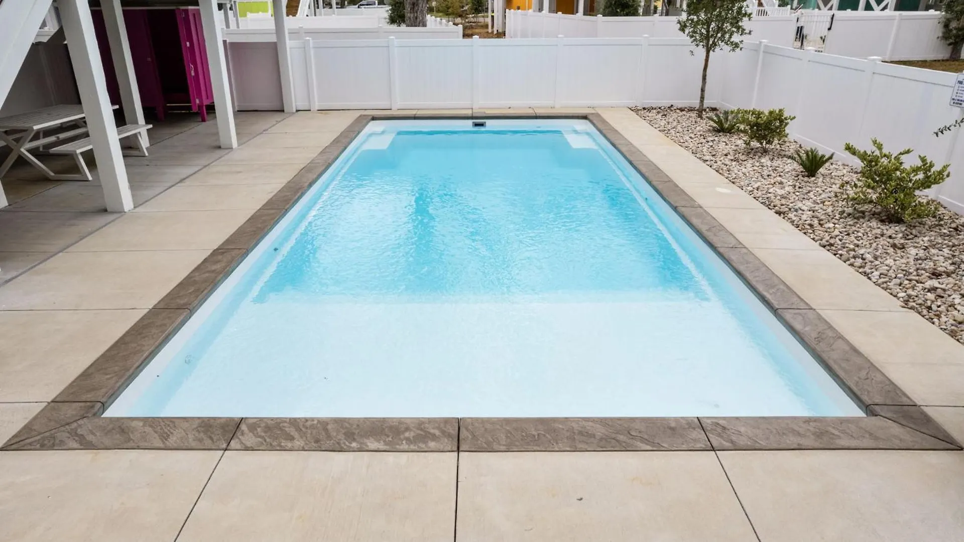 Pomegranate 8 Bedroom, 6 Full And 2 Half Bathroom Custom-built With A Private Heated Pool! * Oak Island