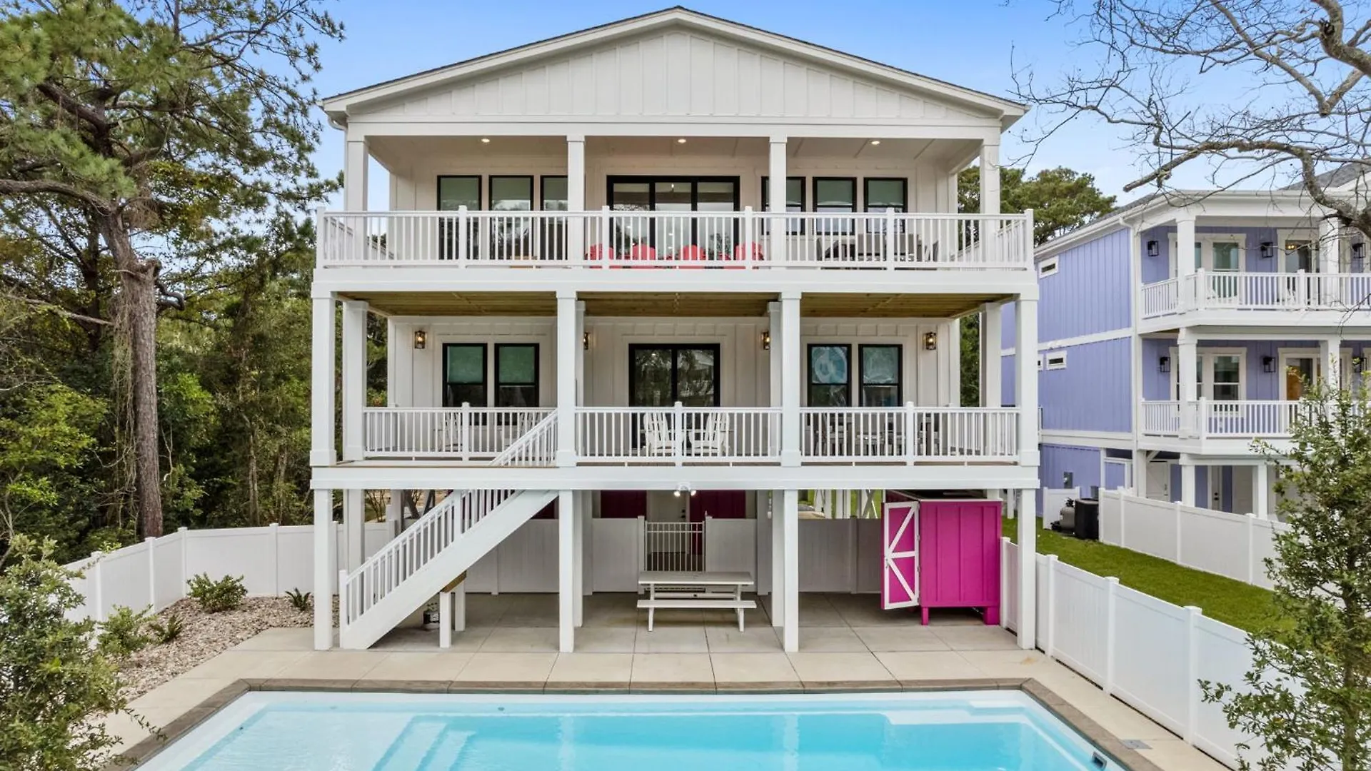 Holiday home Pomegranate 8 Bedroom, 6 Full And 2 Half Bathroom Custom-built With A Private Heated Pool! Oak Island