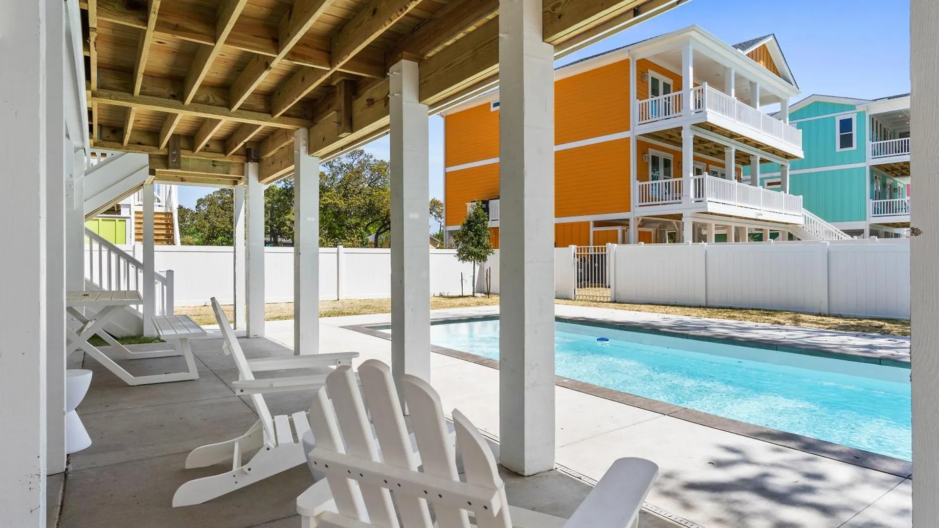 New Sugar Plum In Oak Island, Custom With Privated Heated Pool *