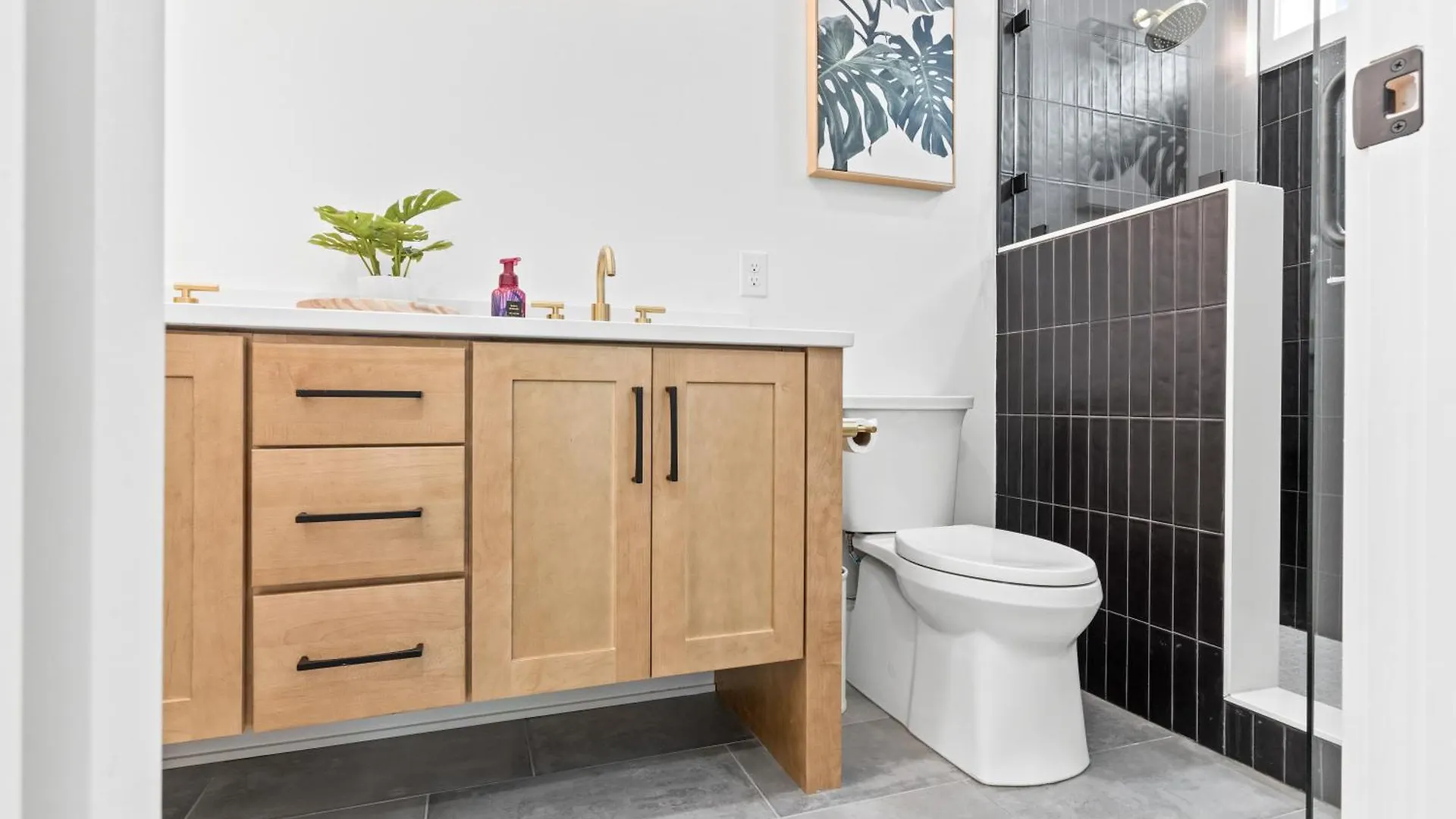 Holiday home New Sugar Plum In Oak Island, Custom With Privated Heated Pool
