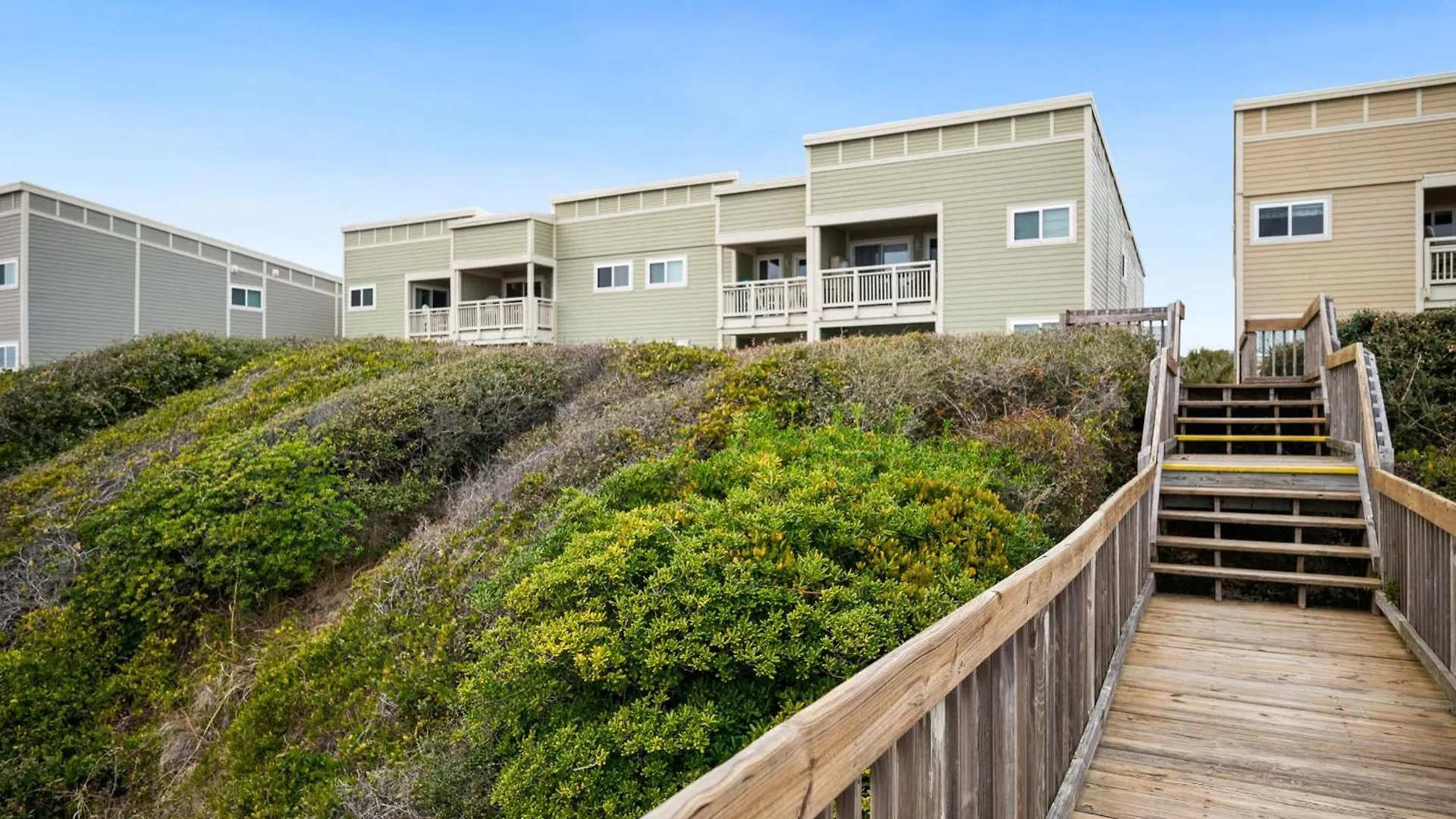 Retreat Oak Island