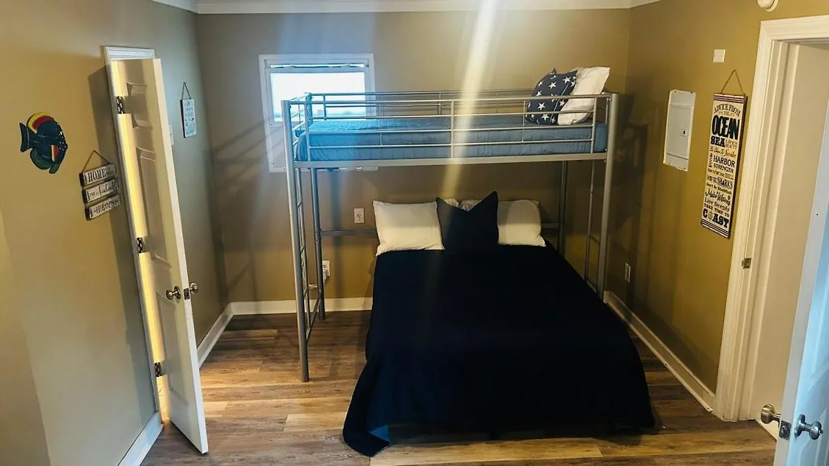 Ocean Pearl * Oak Island