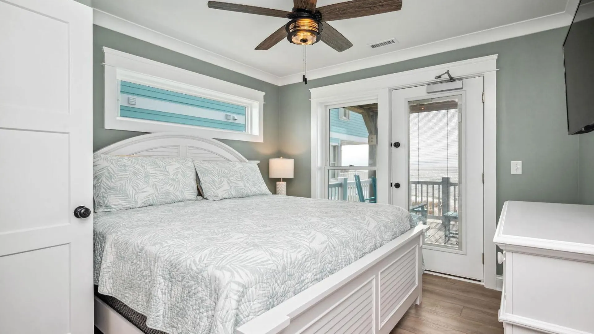 Seaside Delight *