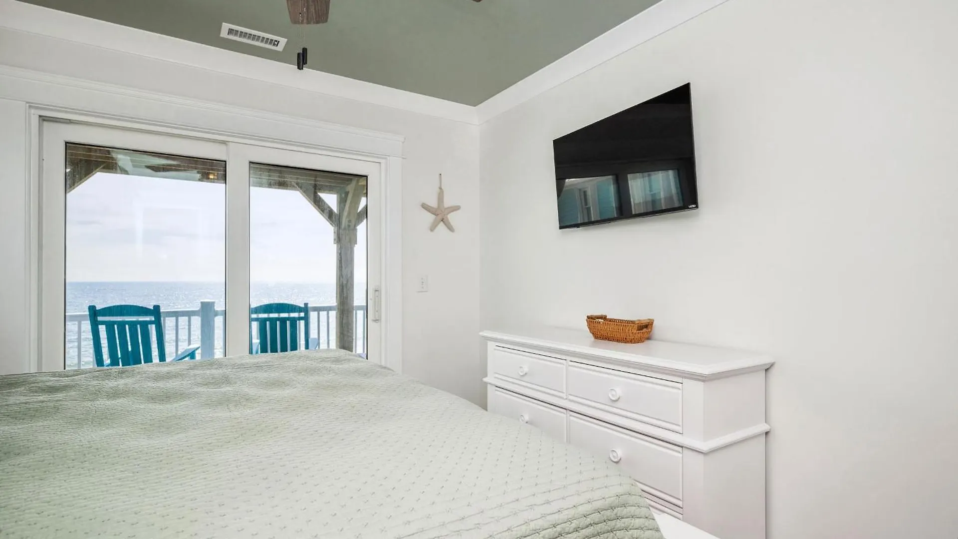 Seaside Delight * Oak Island
