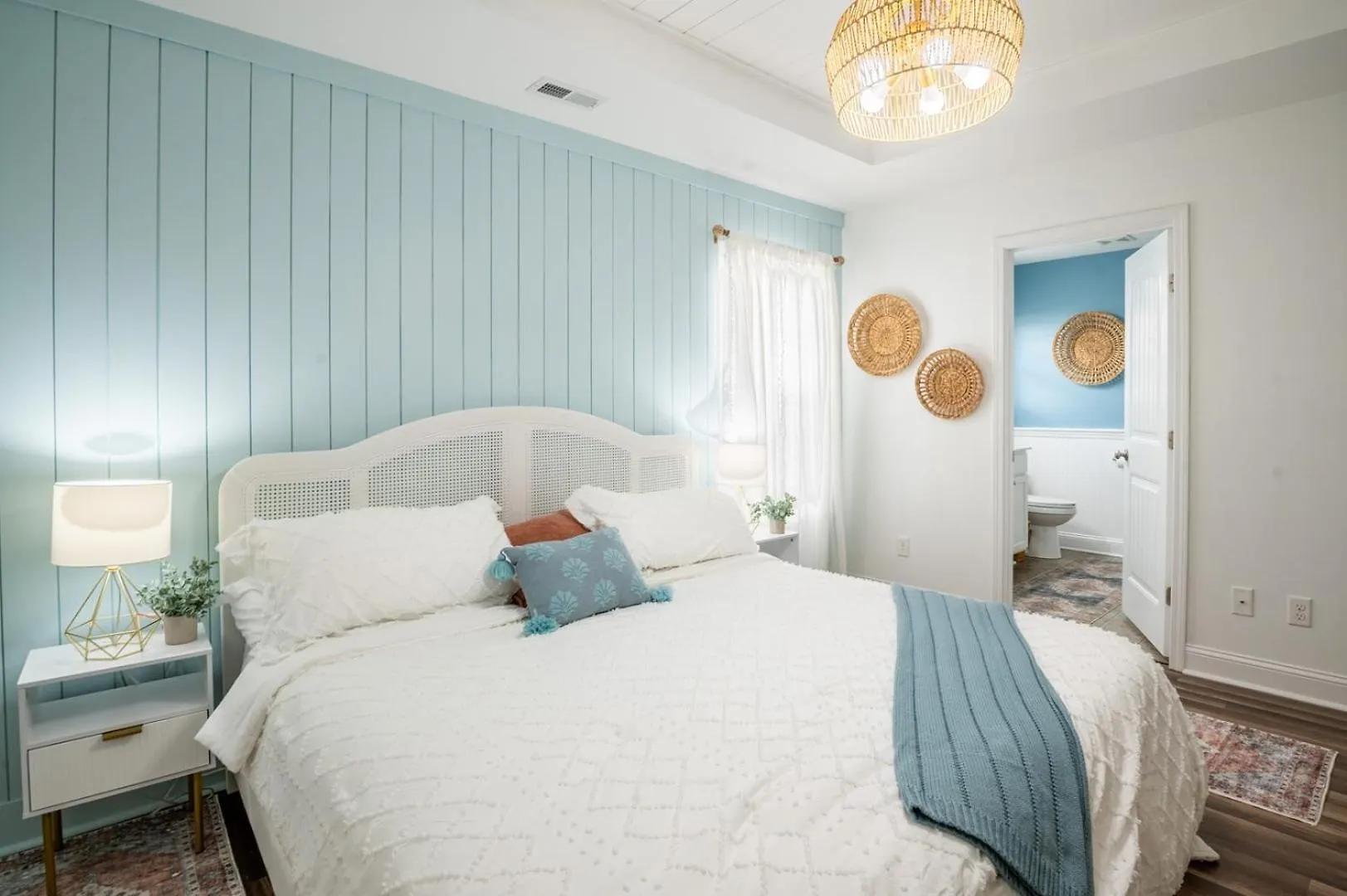 Seashell Cove *