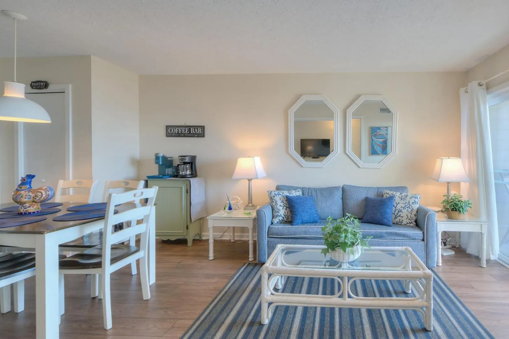 207 Holiday home *
