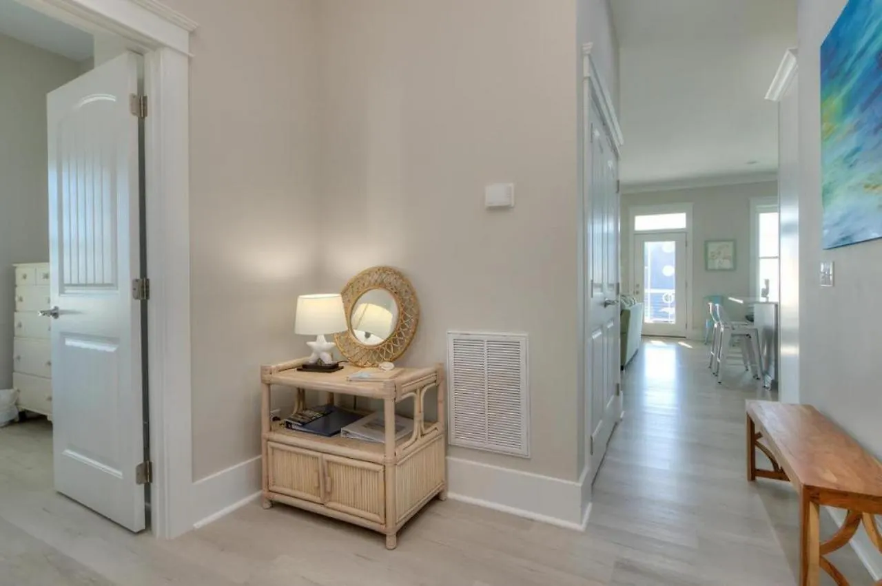 Aloweha Holiday home Oak Island