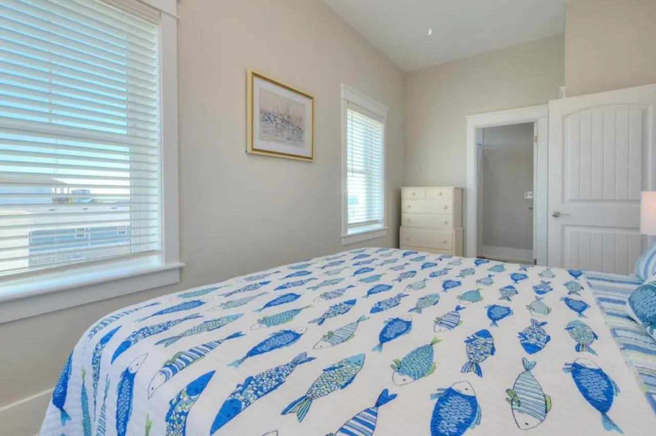 Holiday home Aloweha Oak Island