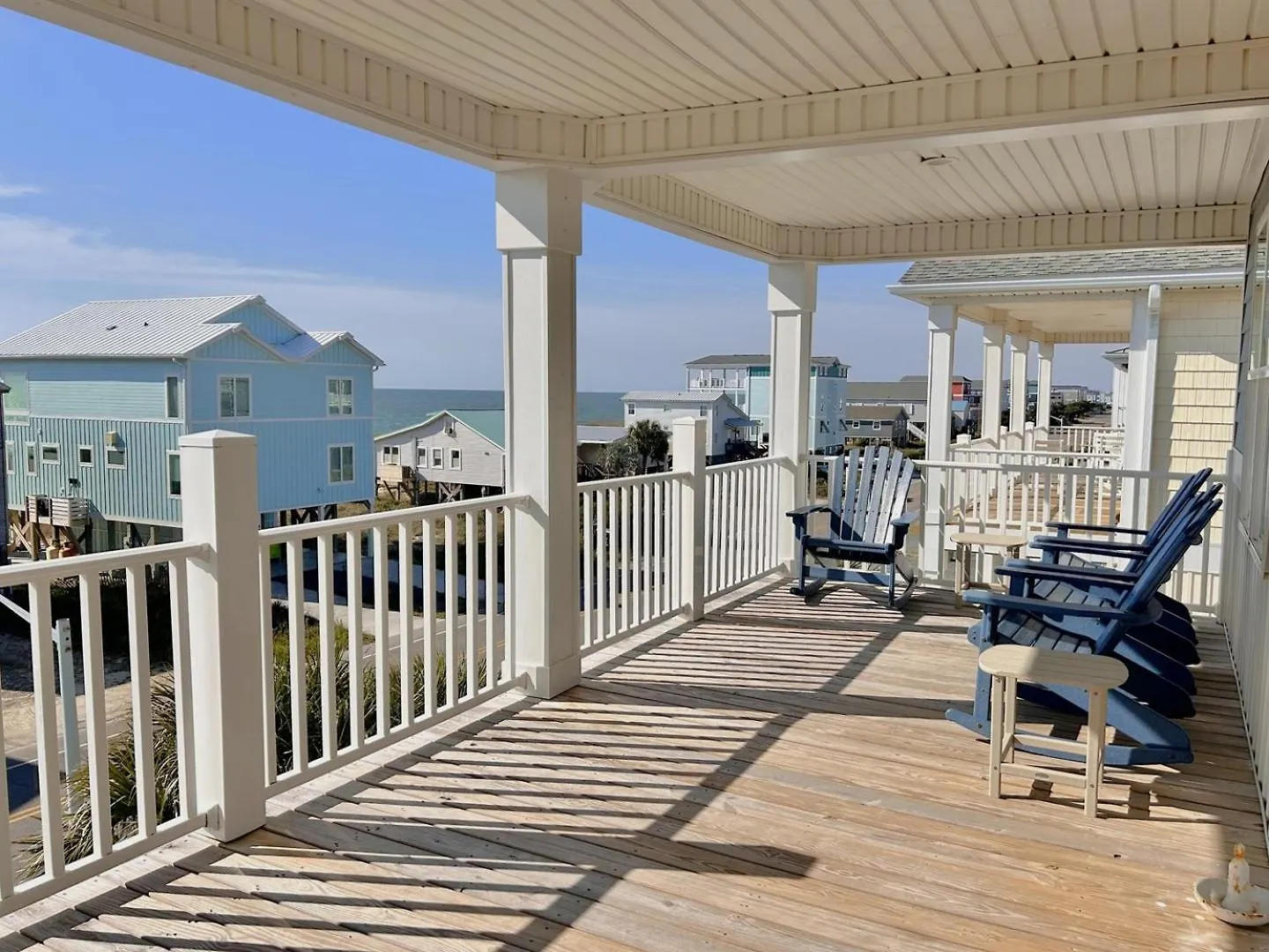 Holiday home Slip Away Oak Island