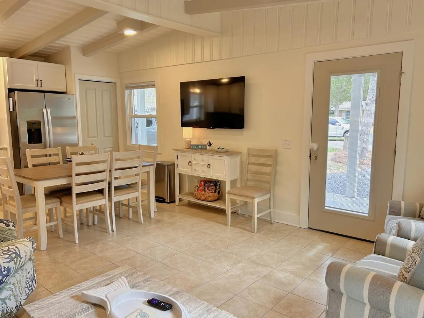 Dollar Daze Holiday home Oak Island