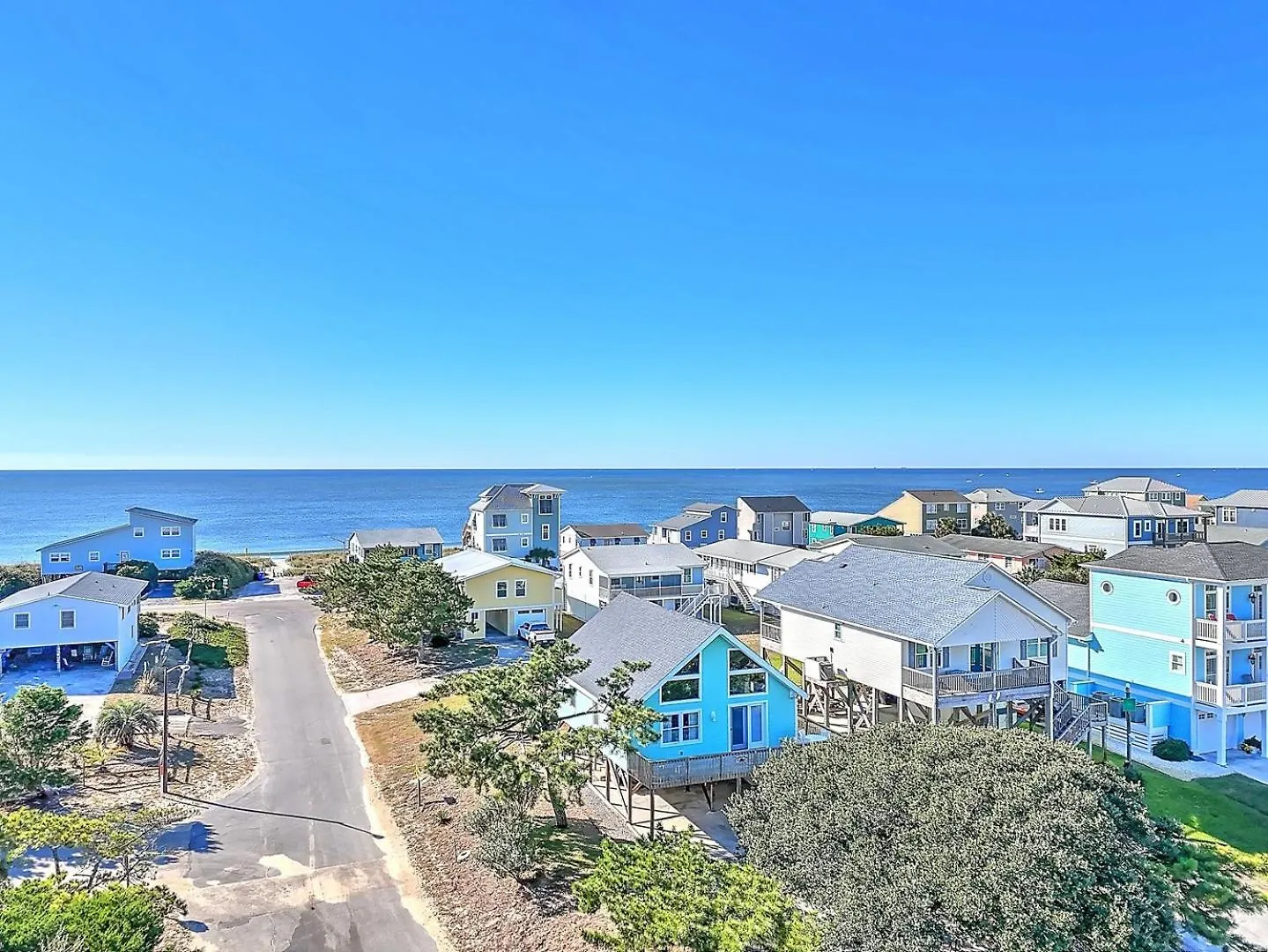 Crabby's Place * Oak Island