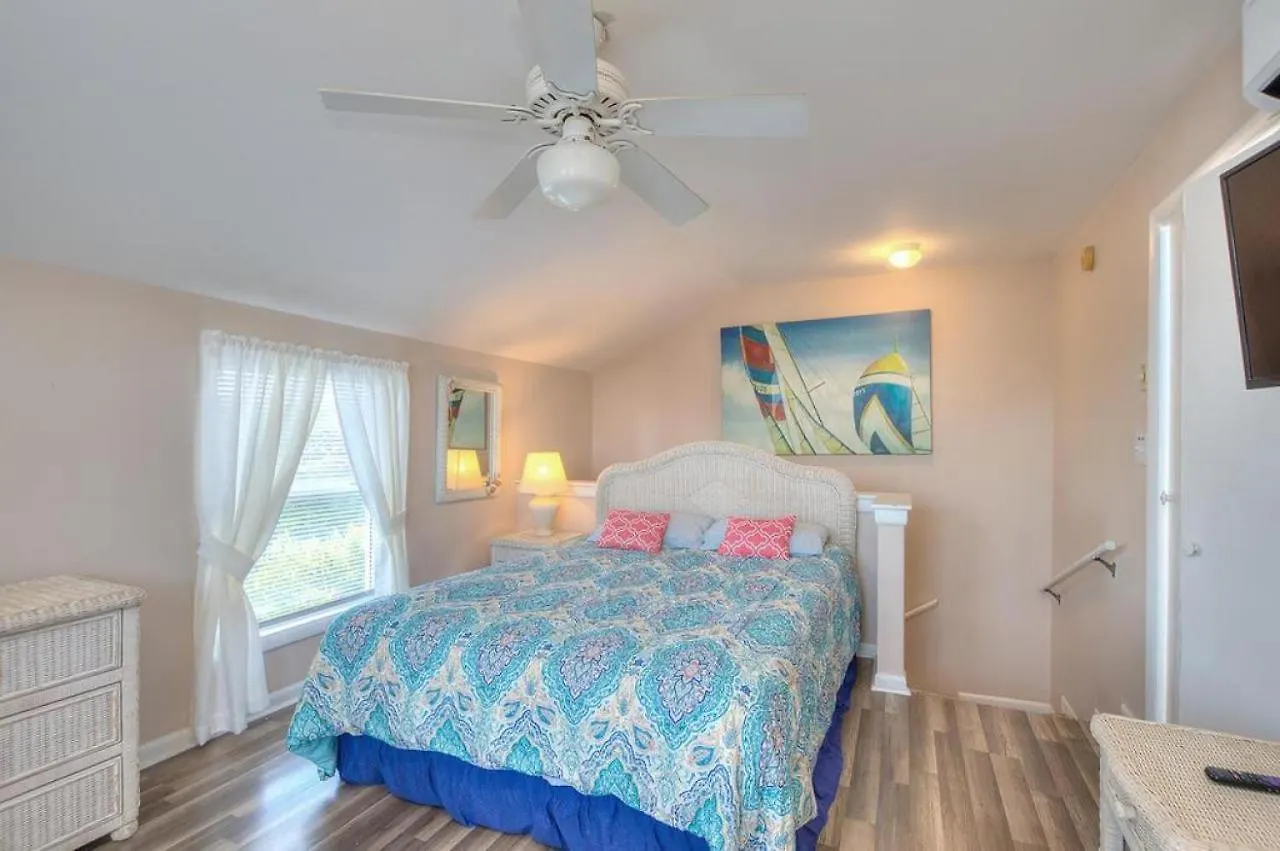 A Blue Dolphin Holiday home *