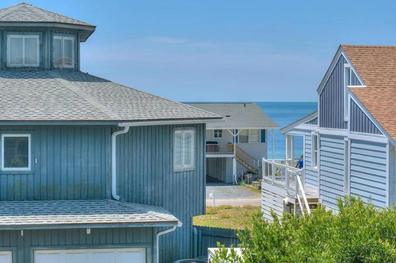 A Blue Dolphin Holiday home Oak Island
