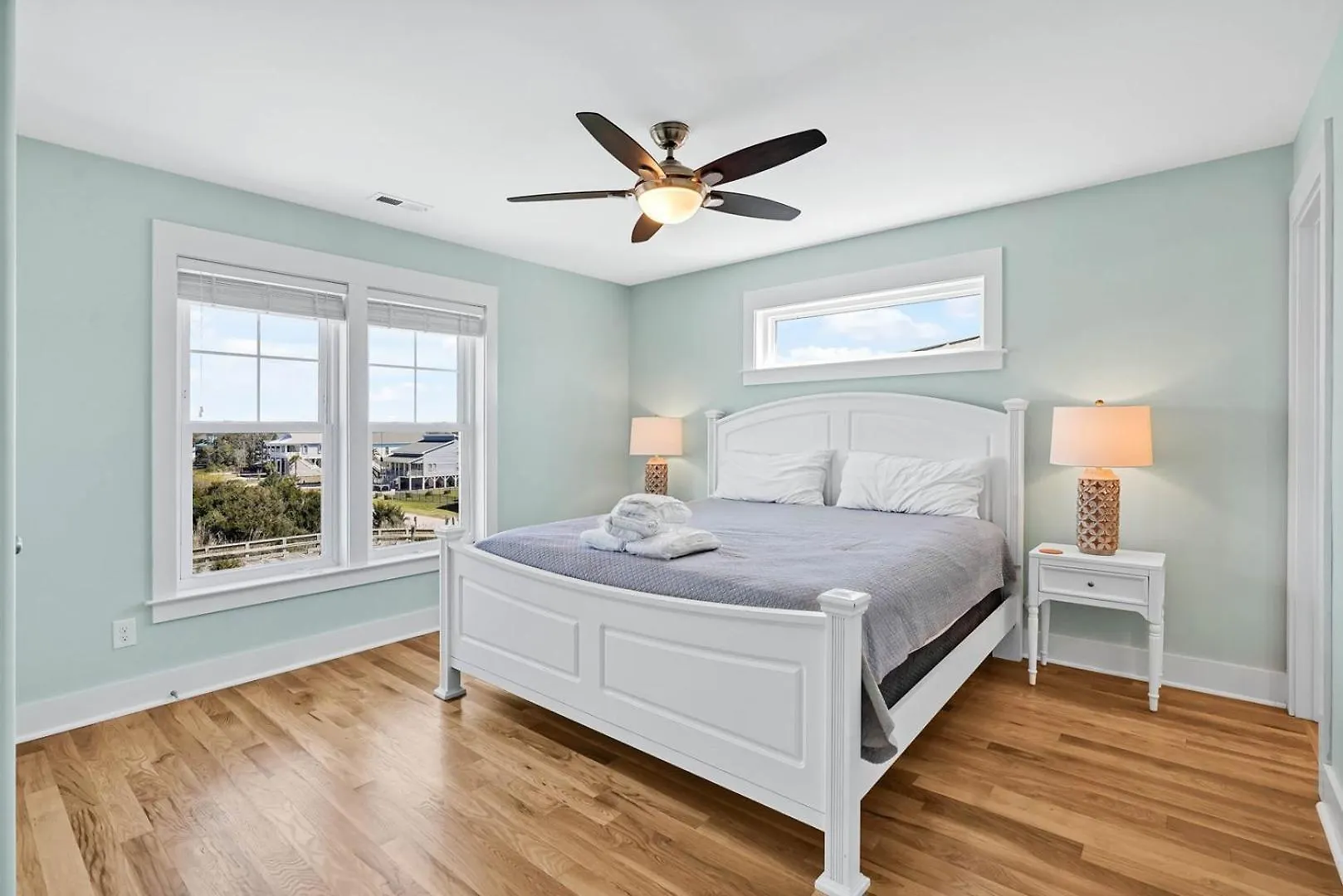 Ocean's 7 * Oak Island