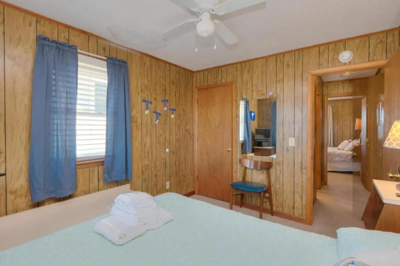 Holiday home A Gem Oak Island