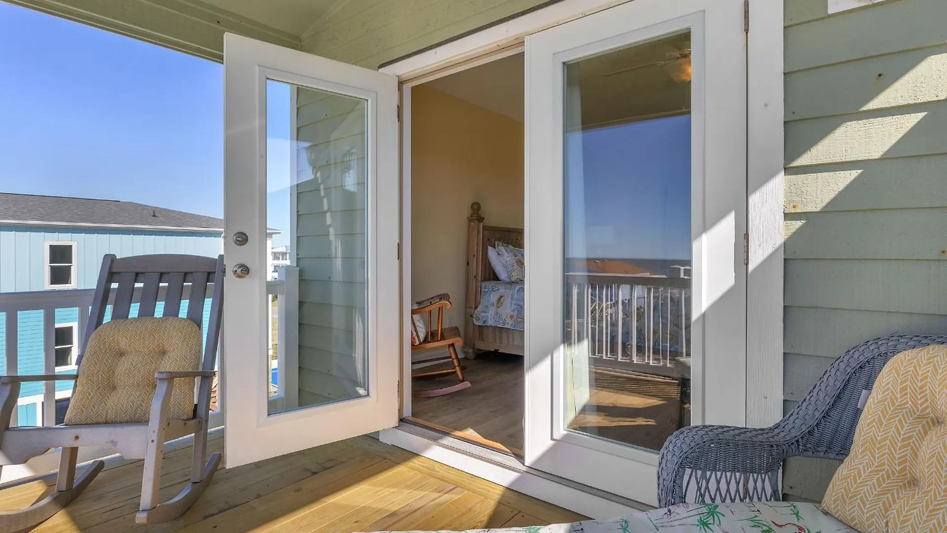 Holiday home Southern Horizons By *