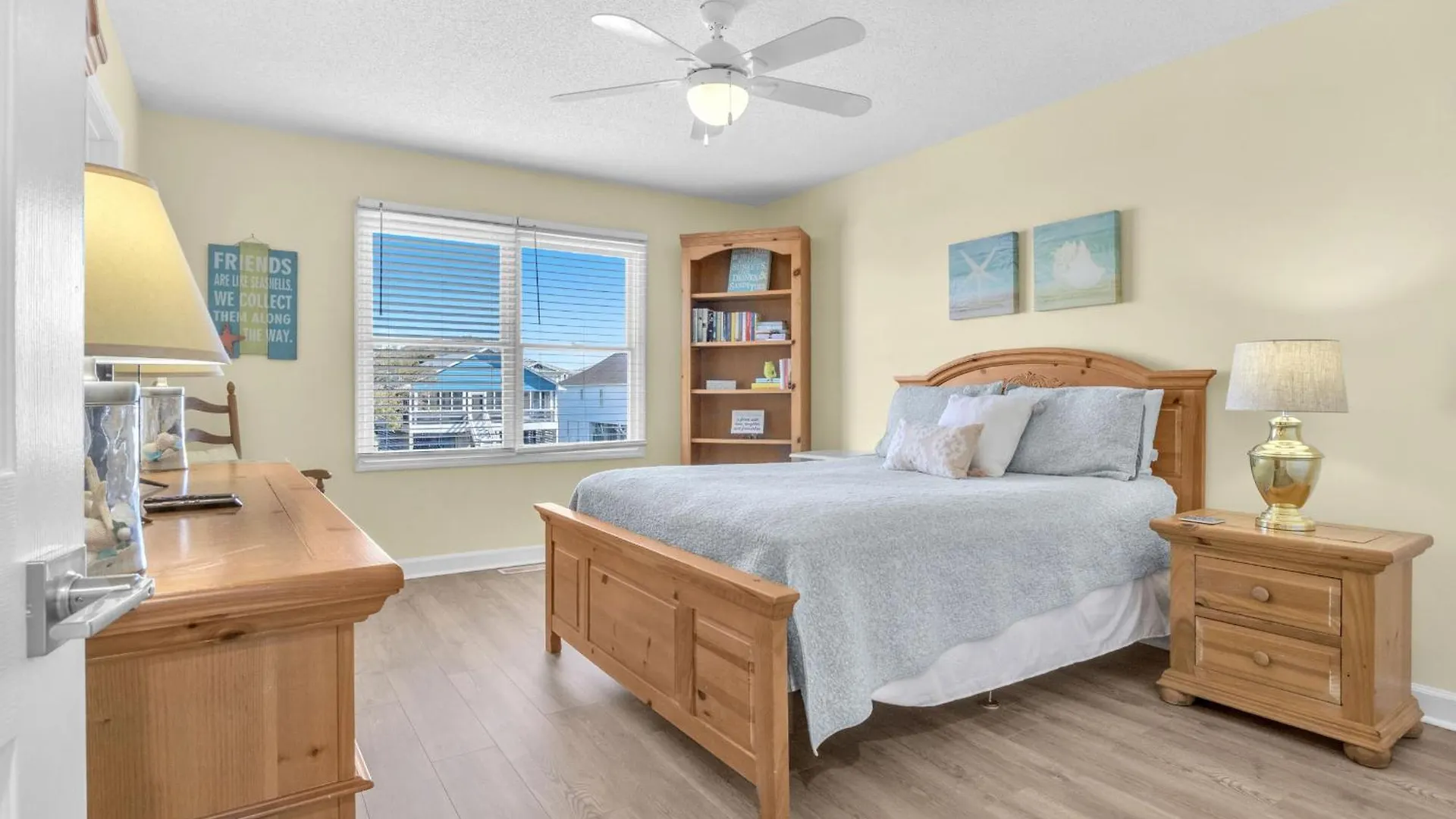 Southern Horizons By Oak Island